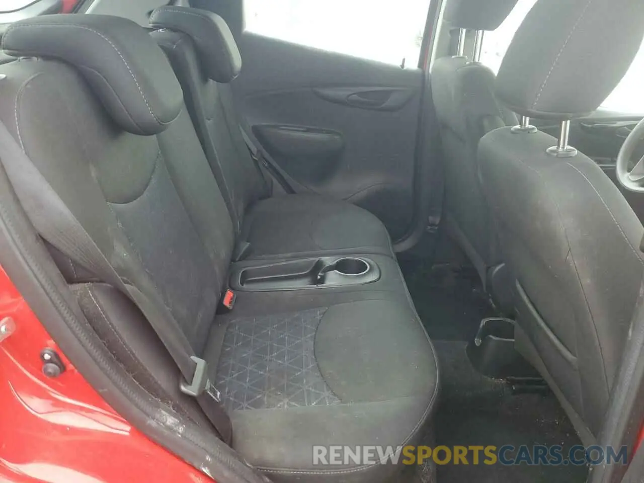 10 Photograph of a damaged car KL8CD6SA8MC747692 CHEVROLET SPARK 2021
