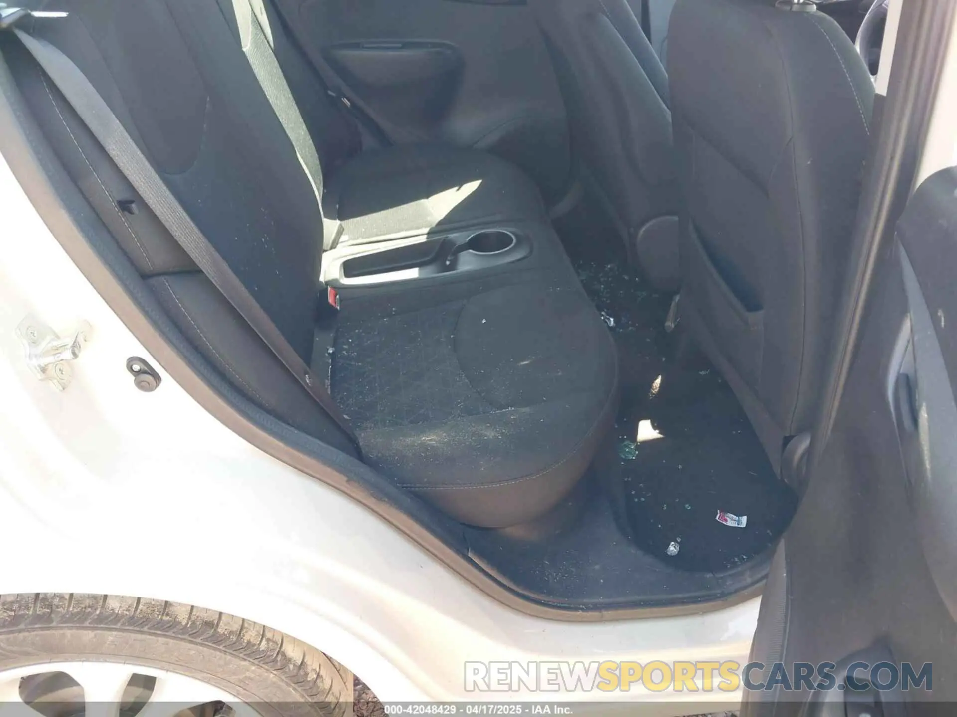 8 Photograph of a damaged car KL8CD6SA8MC748924 CHEVROLET SPARK 2021