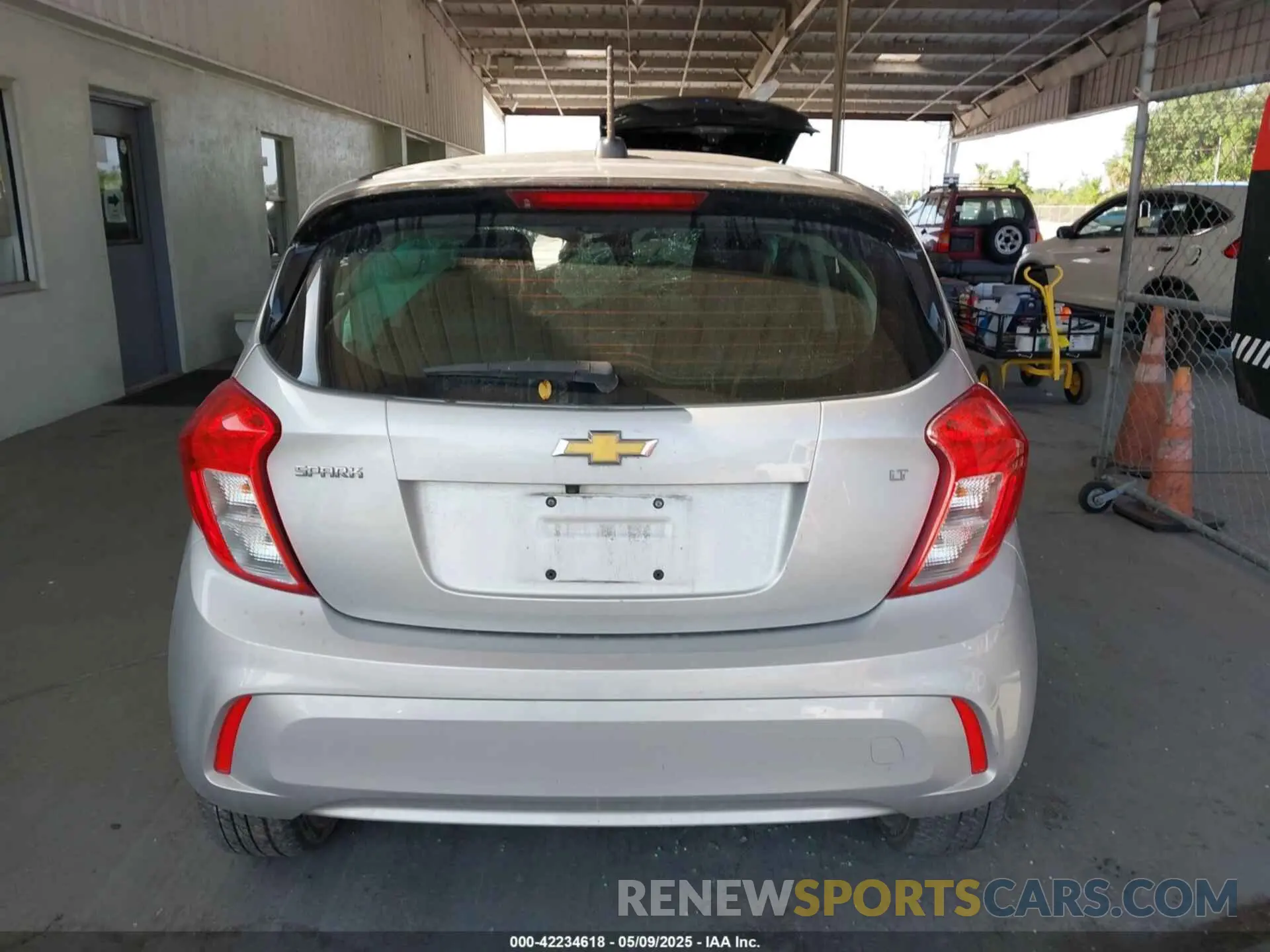 16 Photograph of a damaged car KL8CD6SA9MC217490 CHEVROLET SPARK 2021