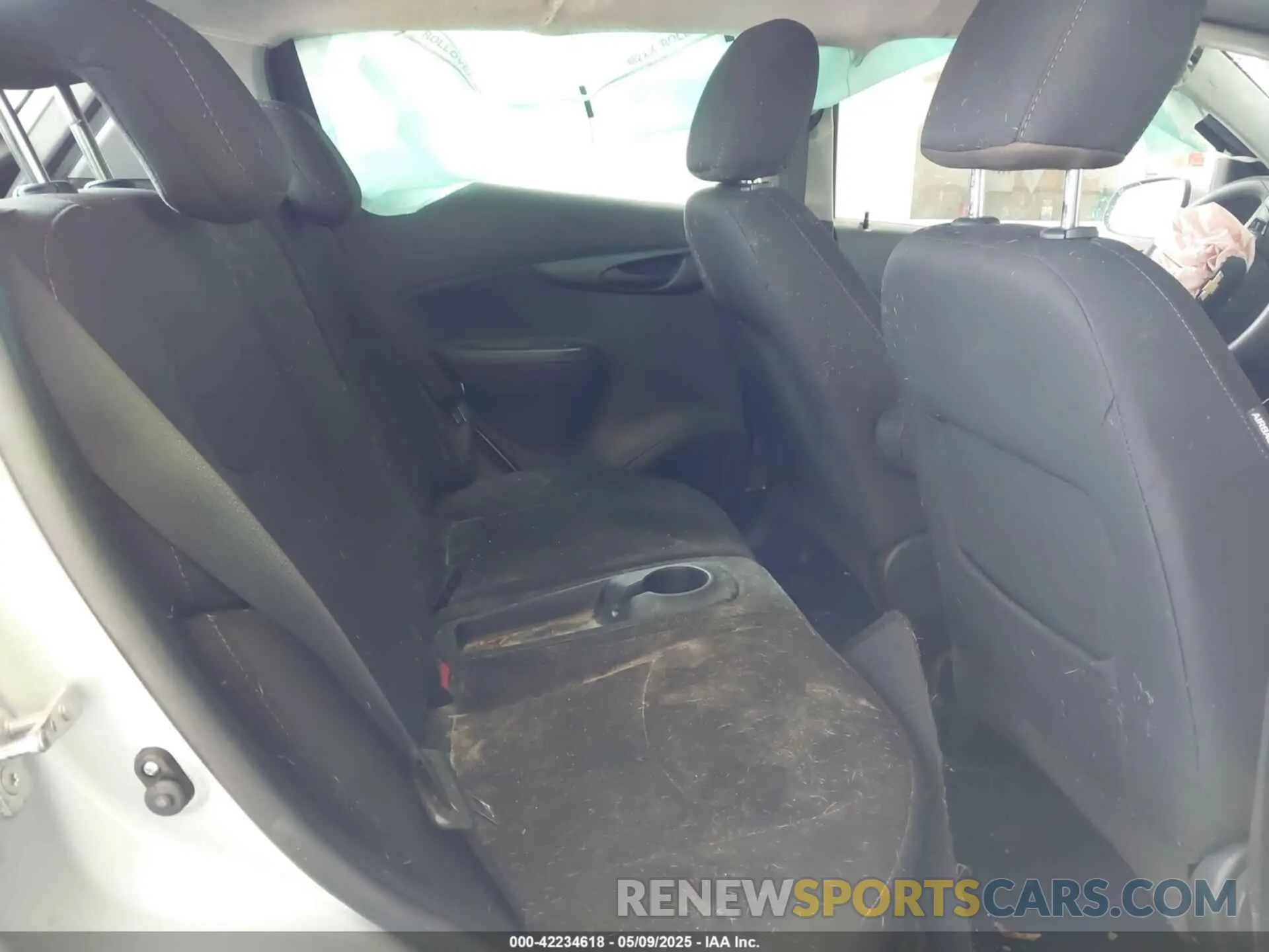 8 Photograph of a damaged car KL8CD6SA9MC217490 CHEVROLET SPARK 2021