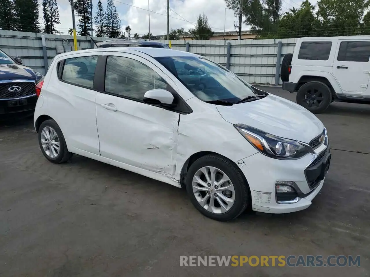 4 Photograph of a damaged car KL8CD6SA9MC218669 CHEVROLET SPARK 2021