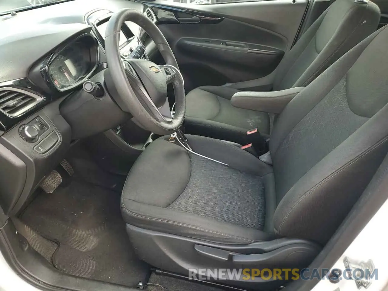 7 Photograph of a damaged car KL8CD6SA9MC218669 CHEVROLET SPARK 2021