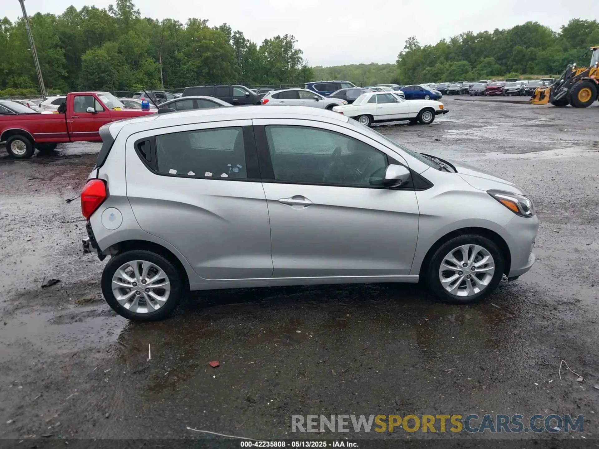 13 Photograph of a damaged car KL8CD6SA9MC219823 CHEVROLET SPARK 2021