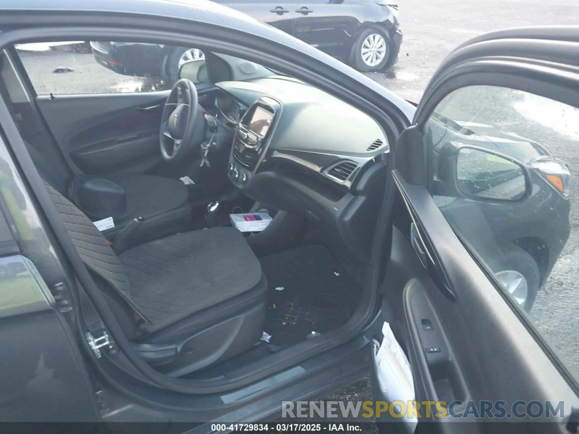5 Photograph of a damaged car KL8CD6SA9MC226898 CHEVROLET SPARK 2021
