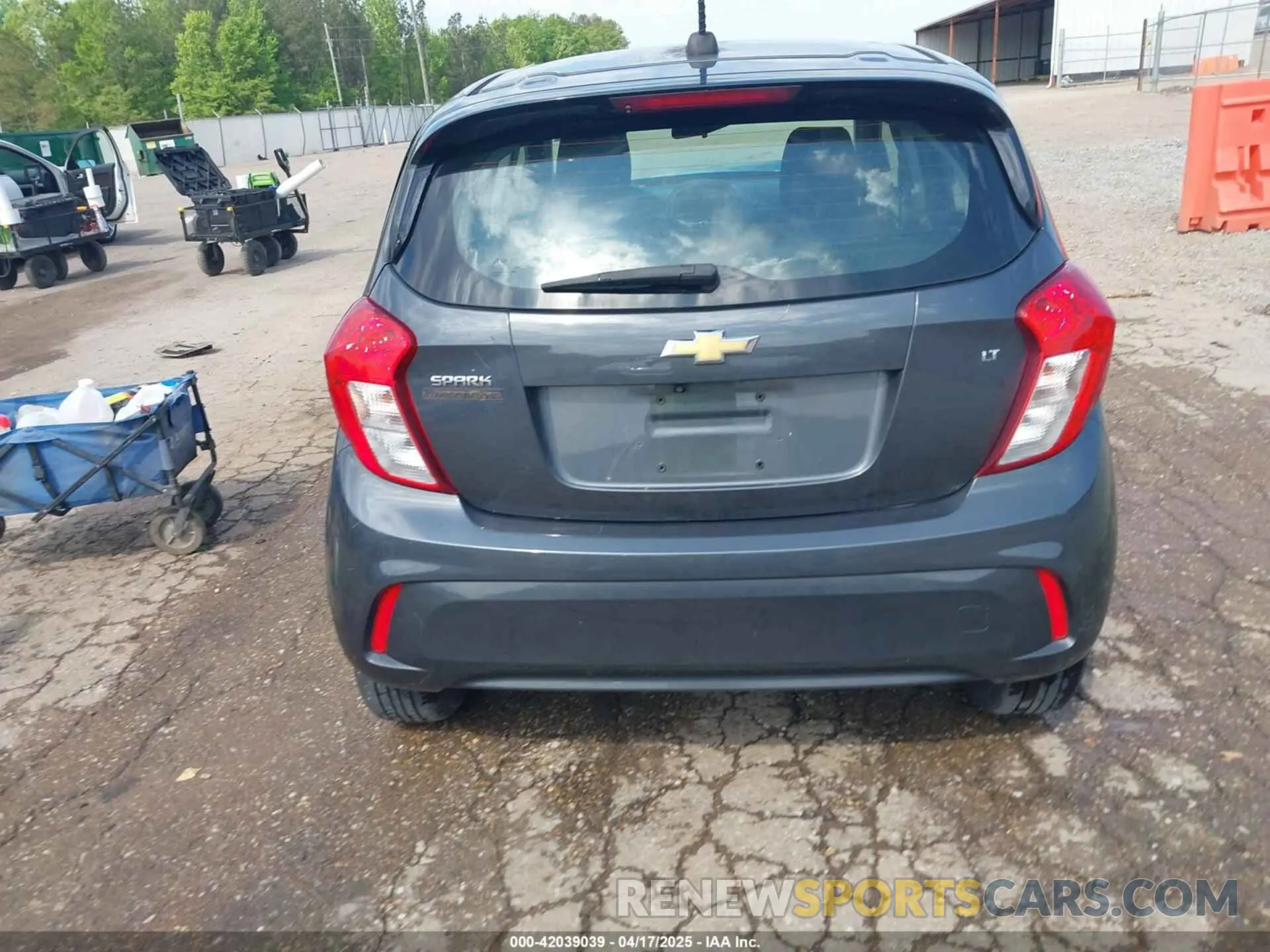 16 Photograph of a damaged car KL8CD6SA9MC729105 CHEVROLET SPARK 2021