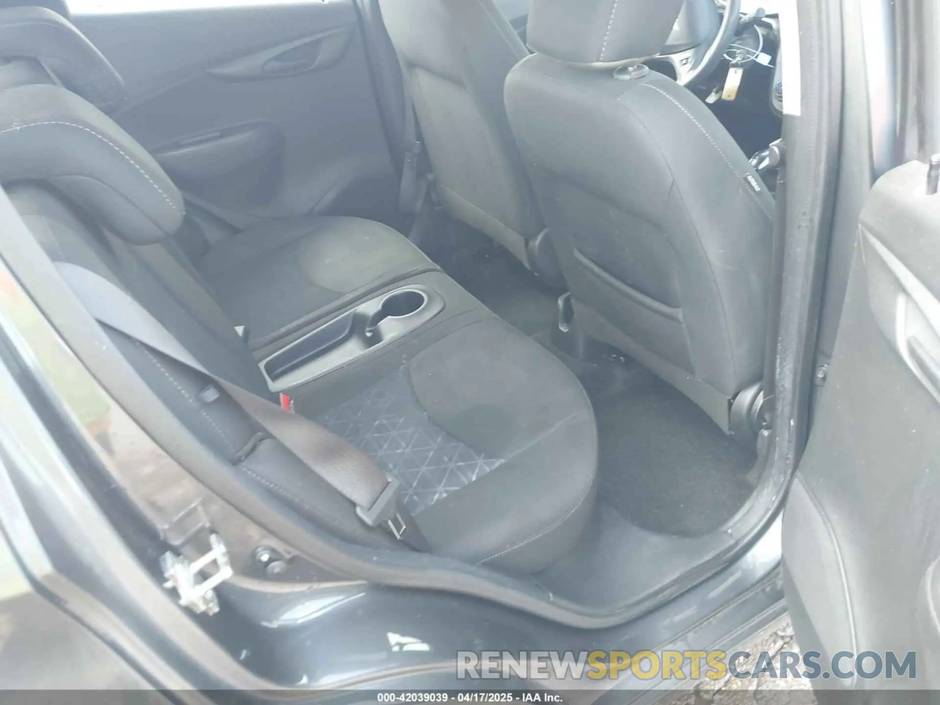 8 Photograph of a damaged car KL8CD6SA9MC729105 CHEVROLET SPARK 2021