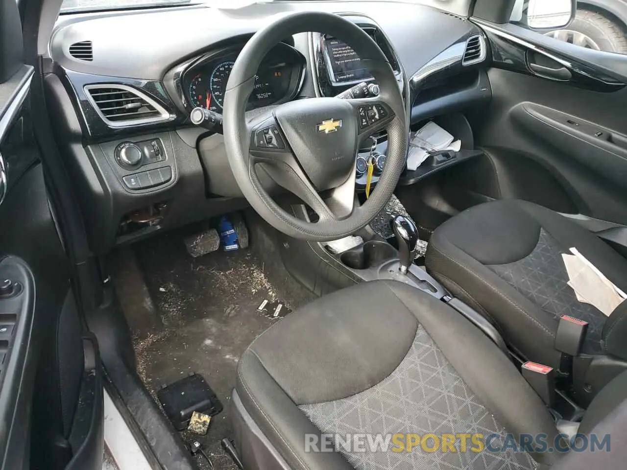 8 Photograph of a damaged car KL8CD6SA9MC729119 CHEVROLET SPARK 2021