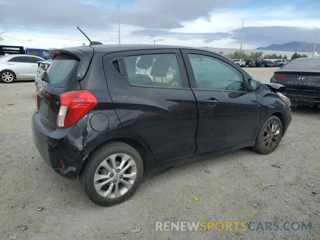 3 Photograph of a damaged car KL8CD6SA9MC741111 CHEVROLET SPARK 2021