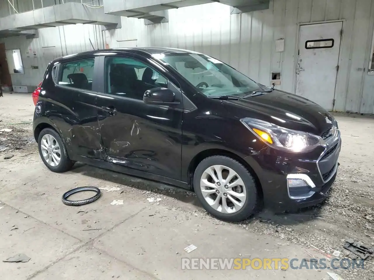 4 Photograph of a damaged car KL8CD6SA9MC745255 CHEVROLET SPARK 2021