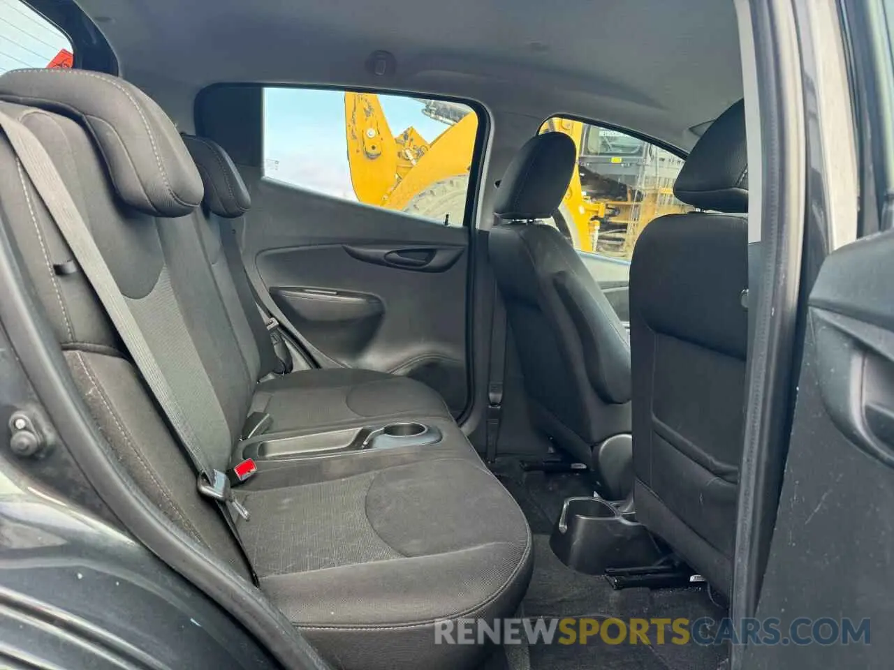 10 Photograph of a damaged car KL8CD6SAXMC218924 CHEVROLET SPARK 2021