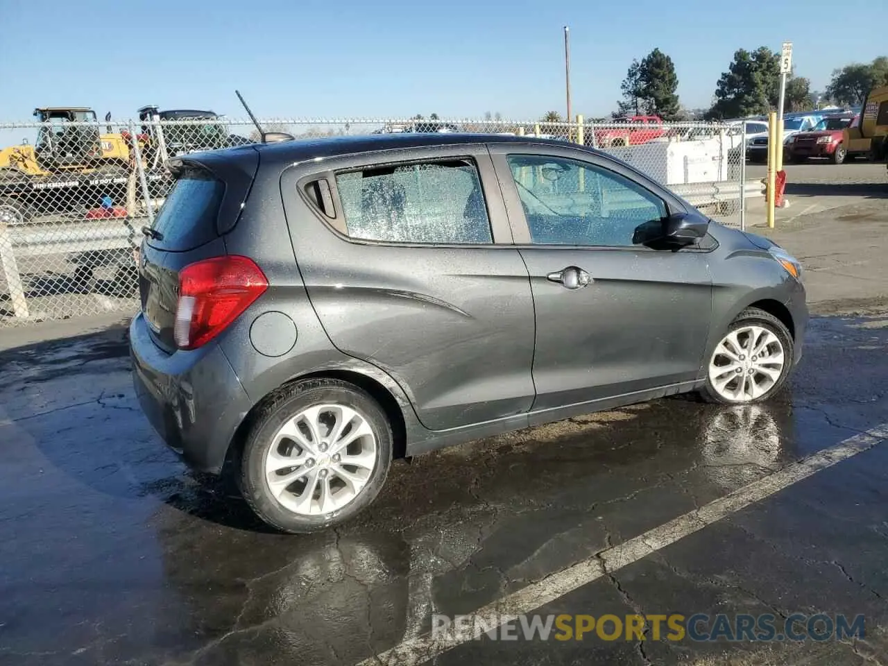 3 Photograph of a damaged car KL8CD6SAXMC218924 CHEVROLET SPARK 2021