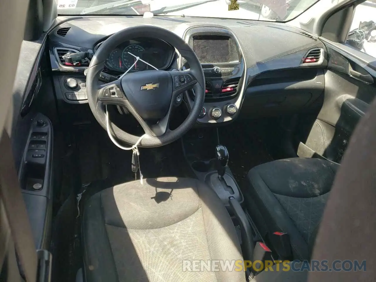 8 Photograph of a damaged car KL8CD6SAXMC730537 CHEVROLET SPARK 2021