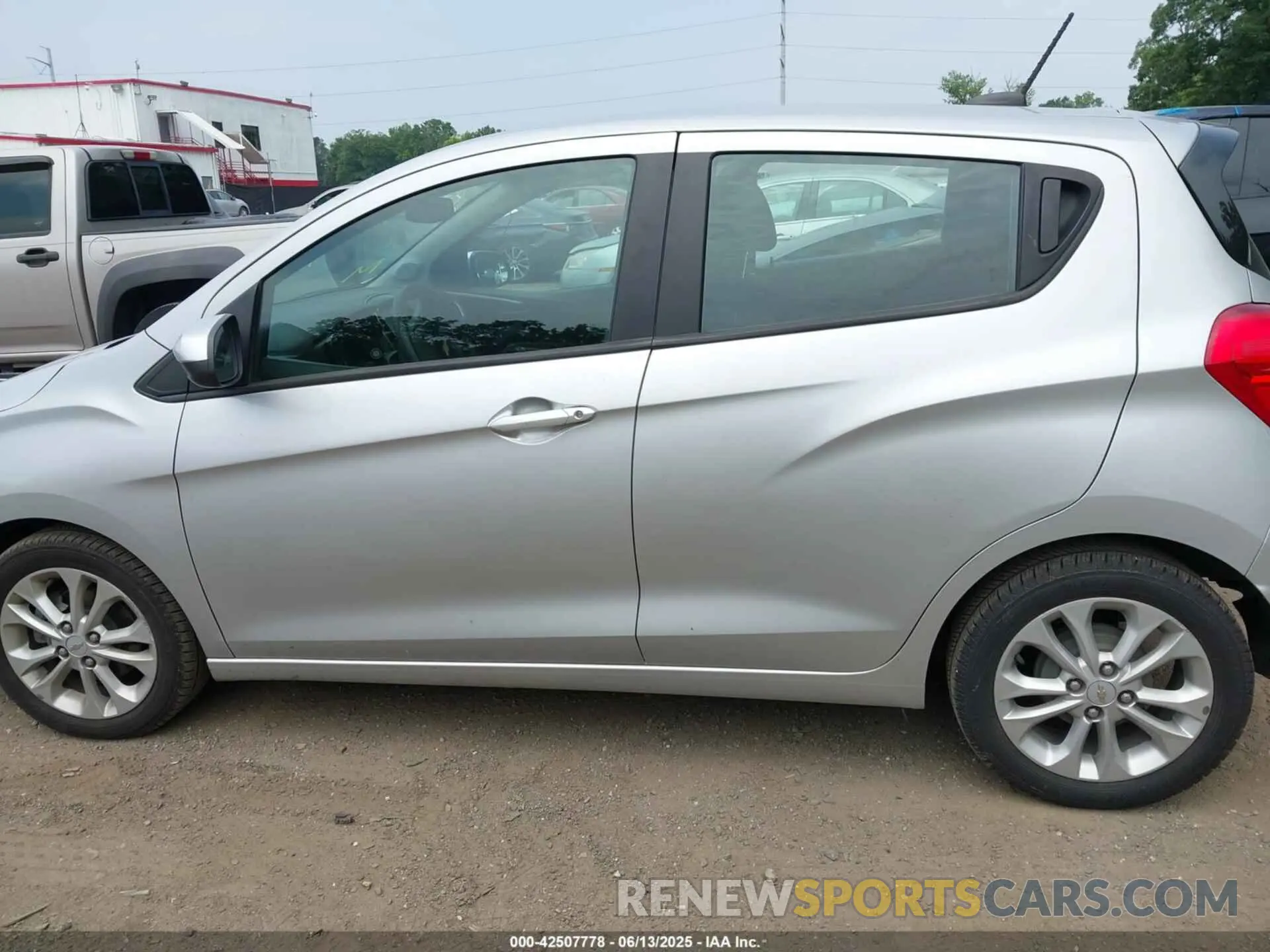 14 Photograph of a damaged car KL8CD6SAXMC732921 CHEVROLET SPARK 2021