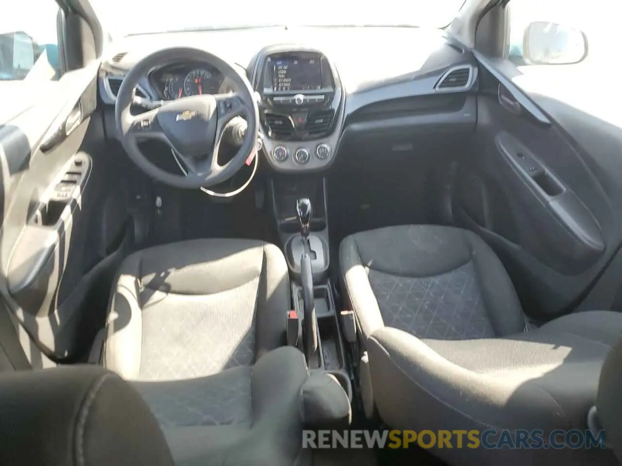 8 Photograph of a damaged car KL8CD6SAXMC735835 CHEVROLET SPARK 2021