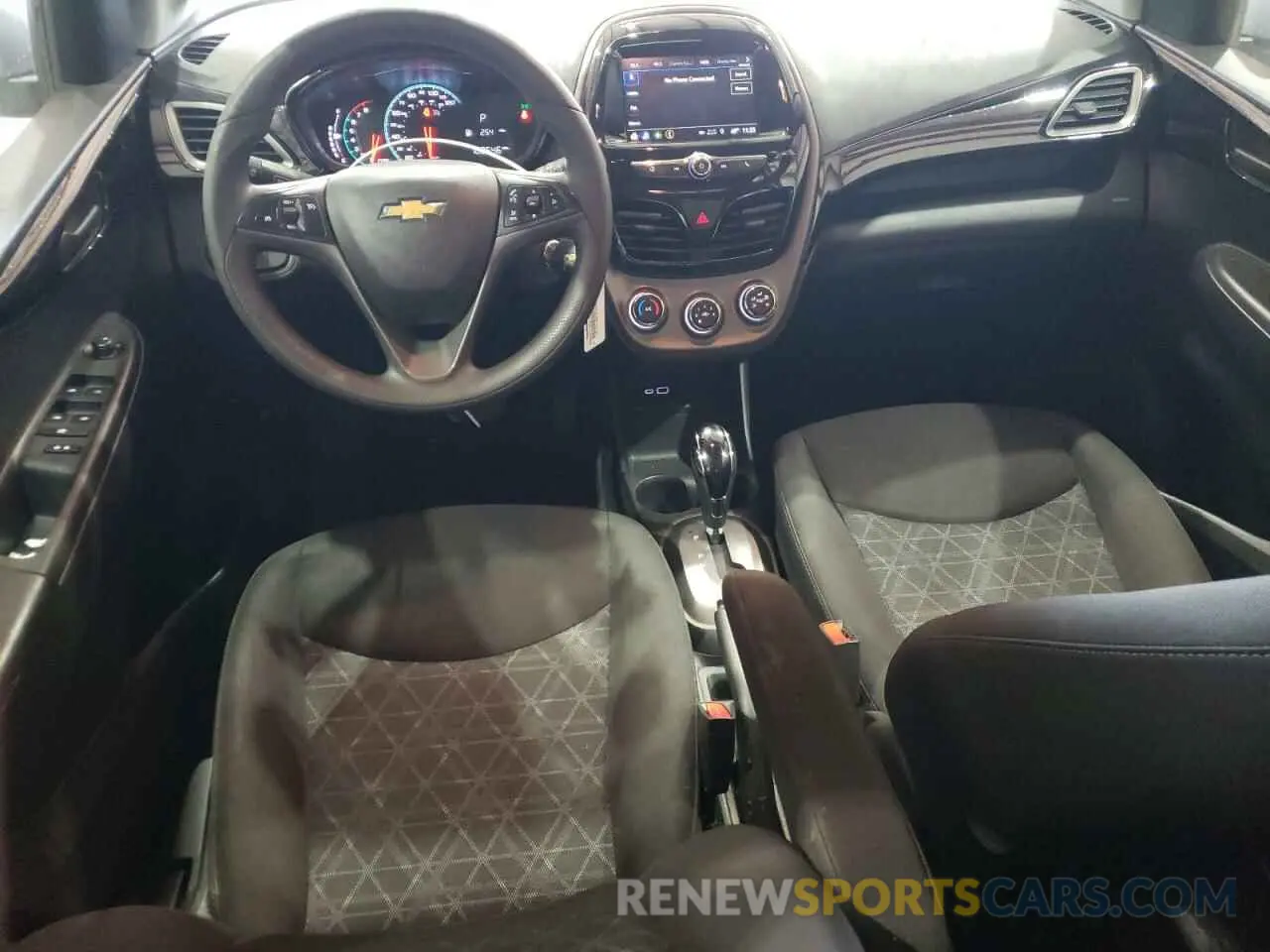 8 Photograph of a damaged car KL8CD6SAXMC746141 CHEVROLET SPARK 2021