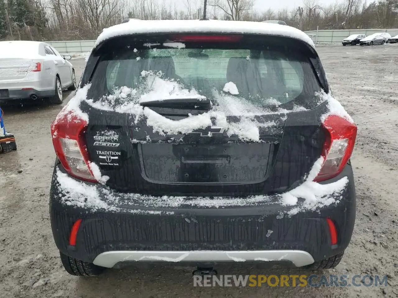 6 Photograph of a damaged car KL8CH6SA3MC735969 CHEVROLET SPARK 2021