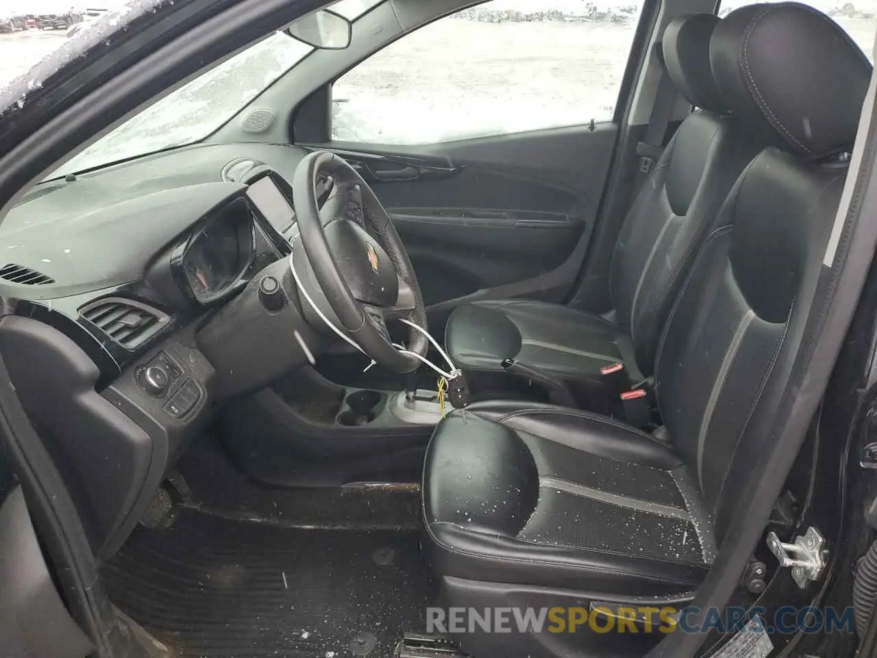 7 Photograph of a damaged car KL8CH6SA3MC735969 CHEVROLET SPARK 2021
