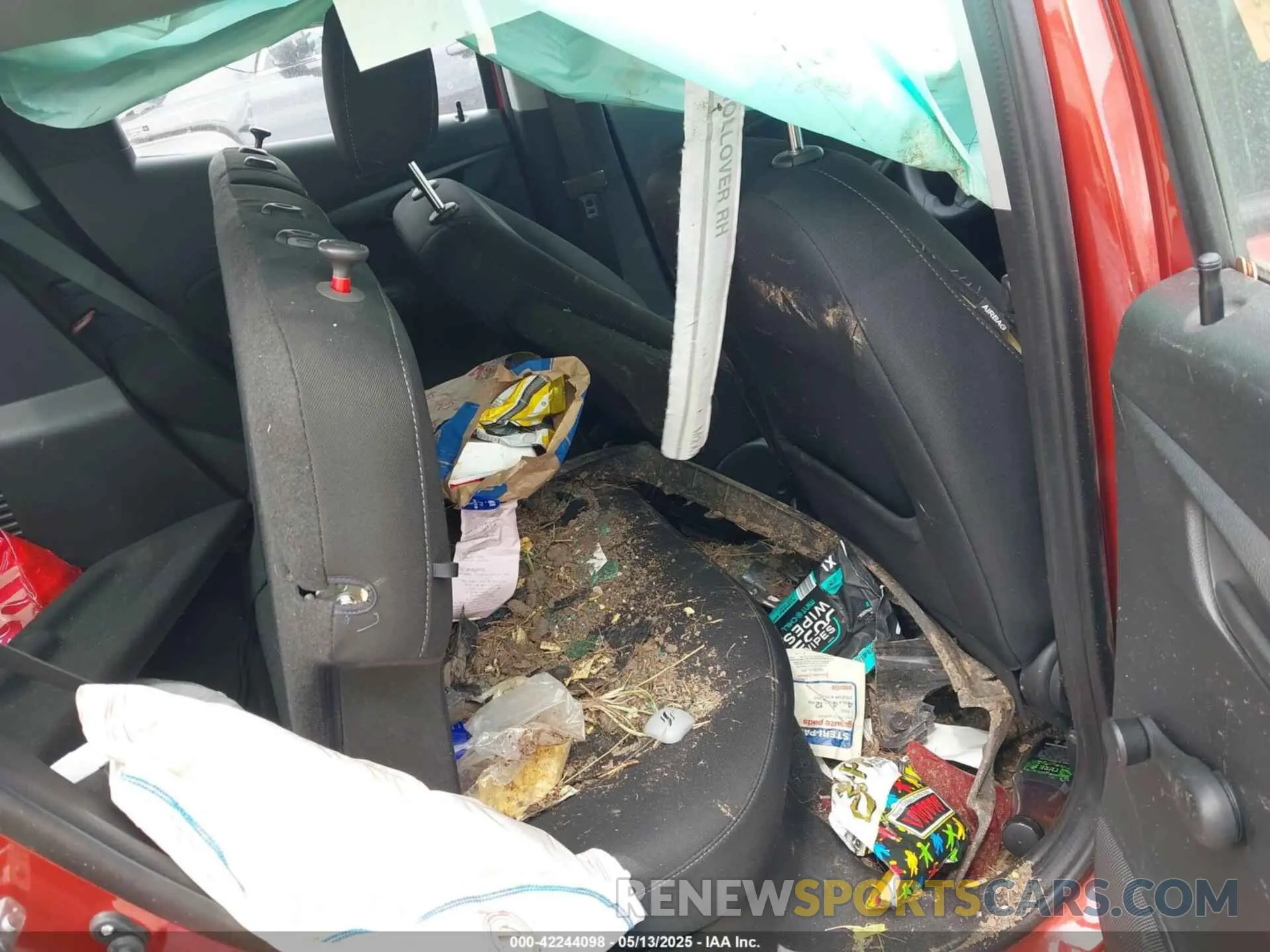 8 Photograph of a damaged car KL8CA6SA8NC032504 CHEVROLET SPARK 2022