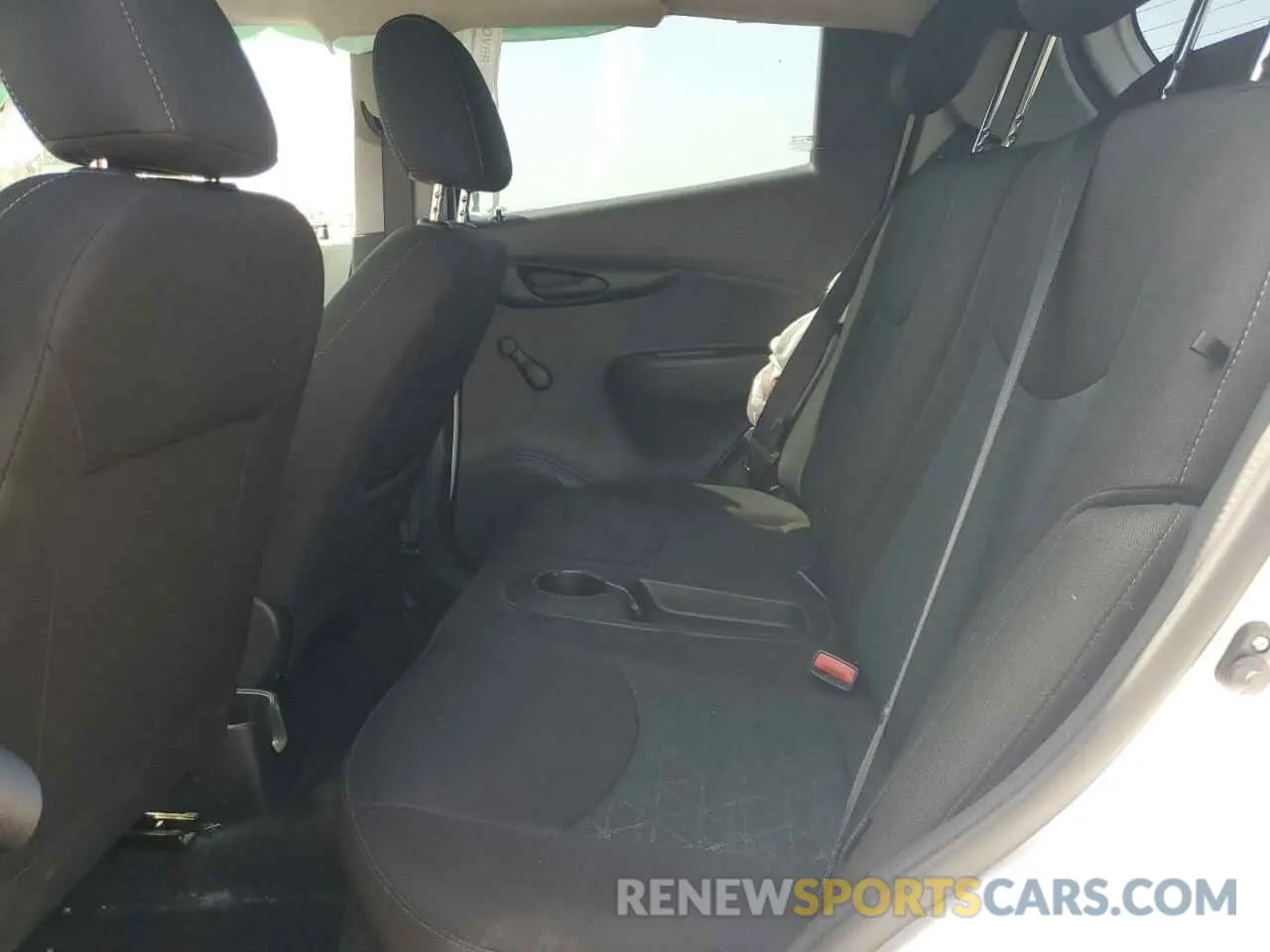 10 Photograph of a damaged car KL8CB6SA2NC020779 CHEVROLET SPARK 2022