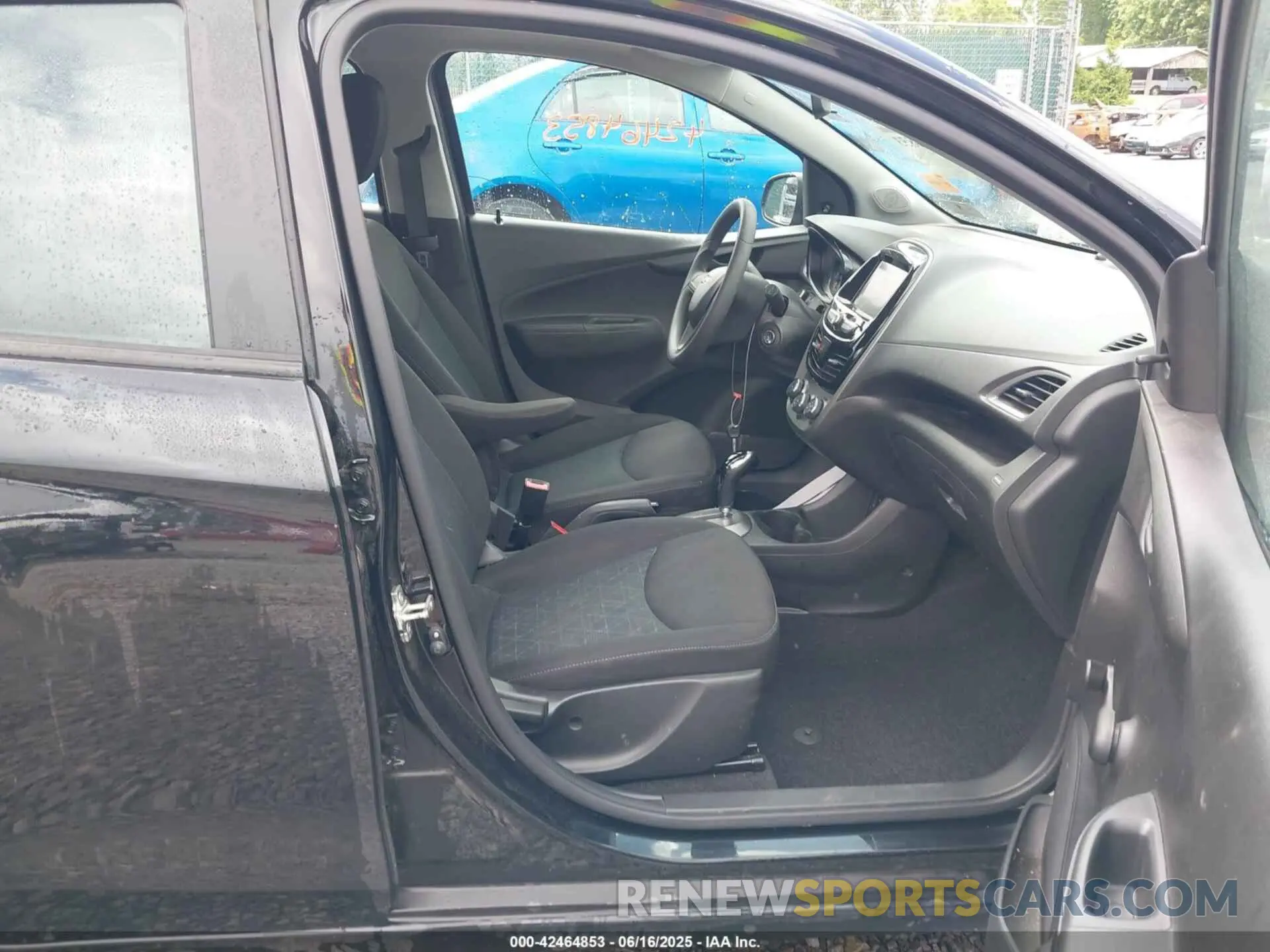 5 Photograph of a damaged car KL8CB6SA2NC035704 CHEVROLET SPARK 2022