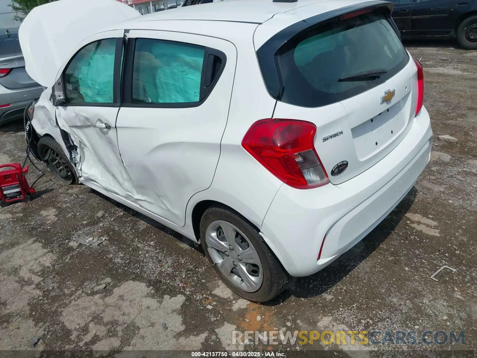 3 Photograph of a damaged car KL8CB6SA2NC036819 CHEVROLET SPARK 2022