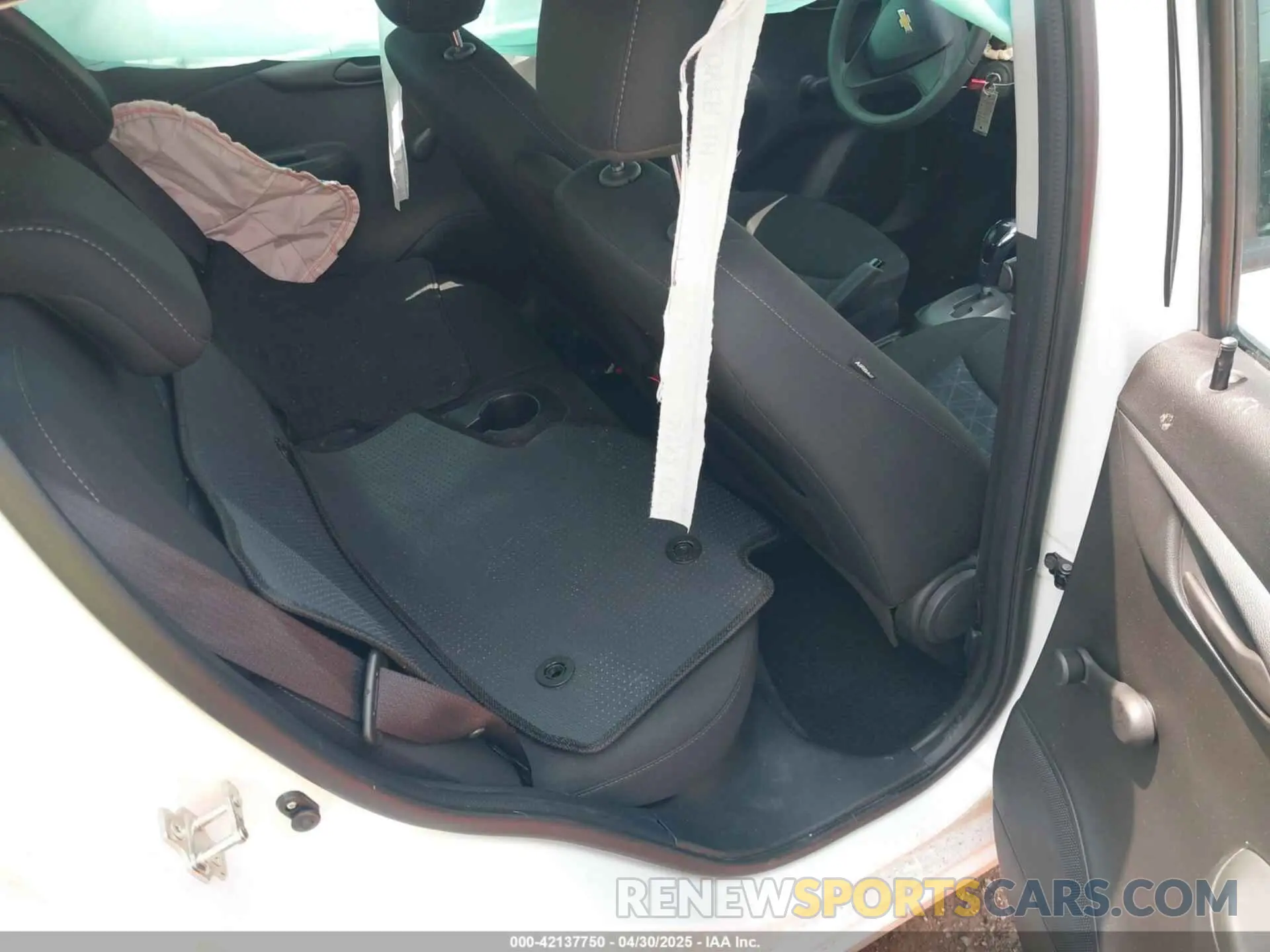 8 Photograph of a damaged car KL8CB6SA2NC036819 CHEVROLET SPARK 2022