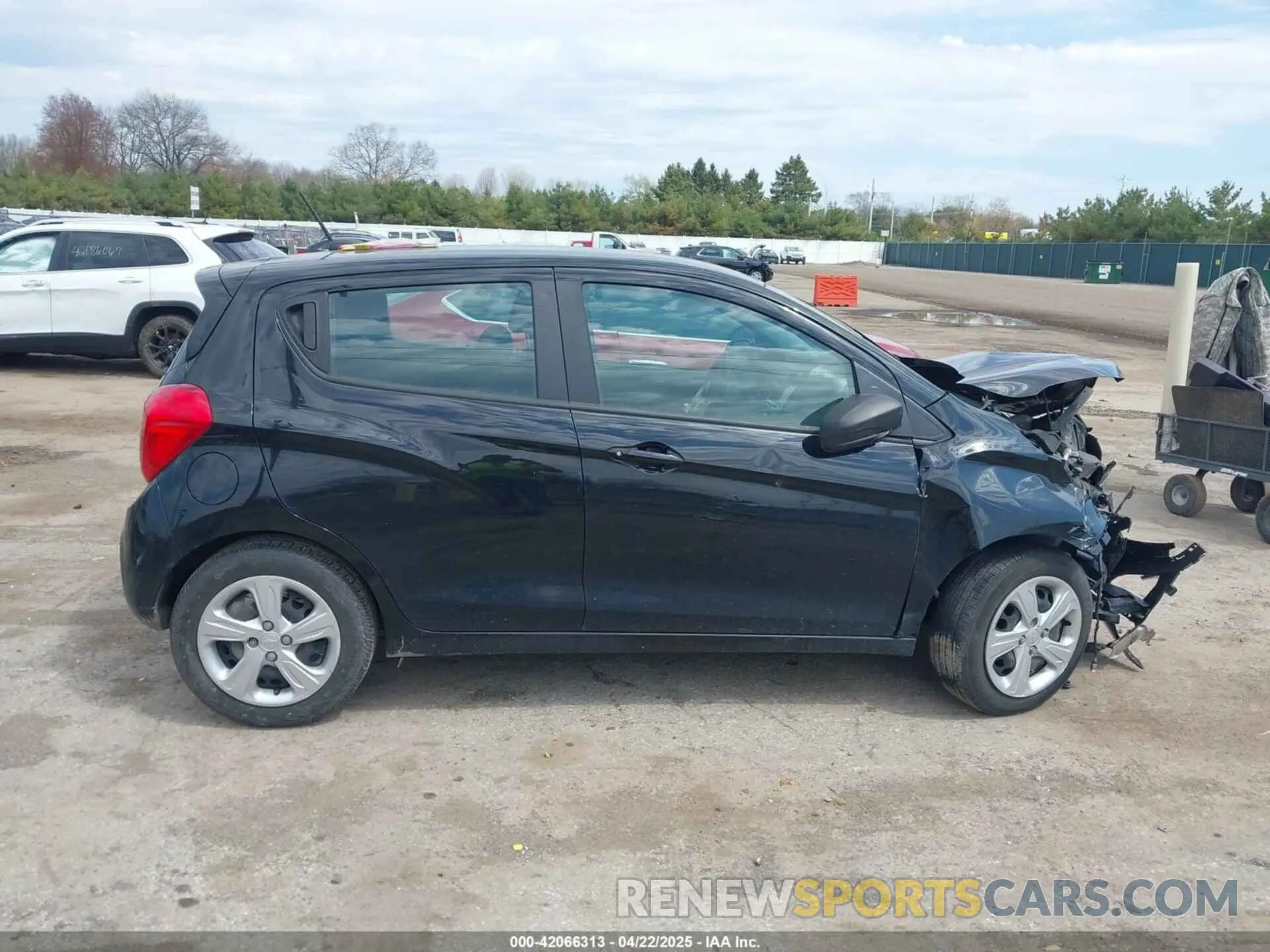 14 Photograph of a damaged car KL8CB6SA5NC042162 CHEVROLET SPARK 2022