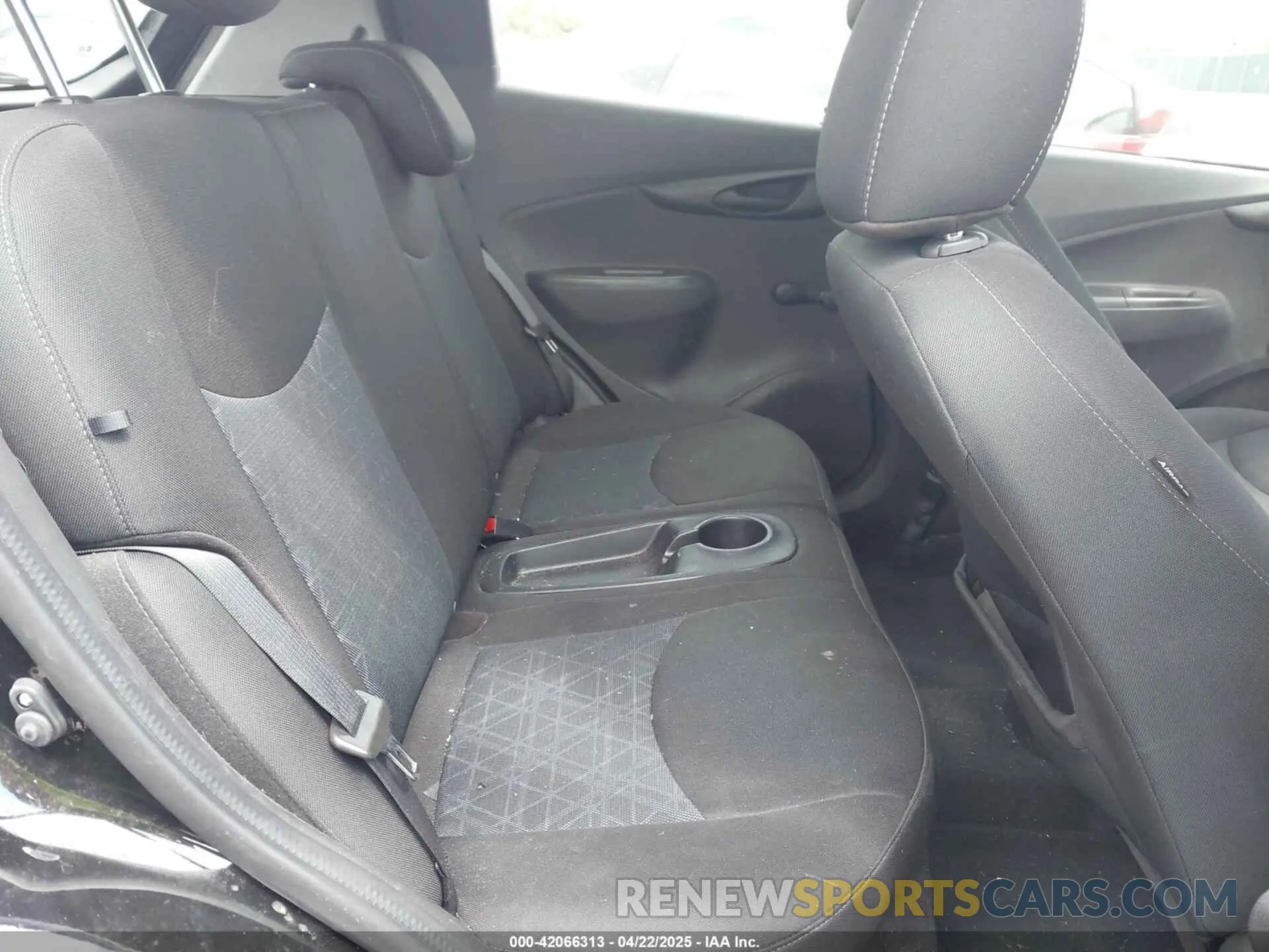 8 Photograph of a damaged car KL8CB6SA5NC042162 CHEVROLET SPARK 2022
