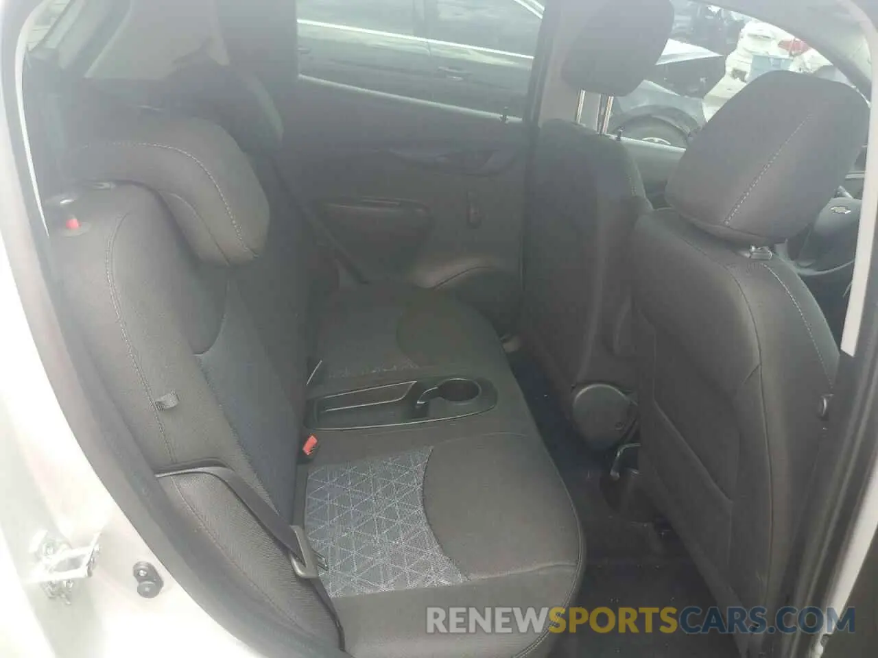 10 Photograph of a damaged car KL8CB6SA6NC006142 CHEVROLET SPARK 2022