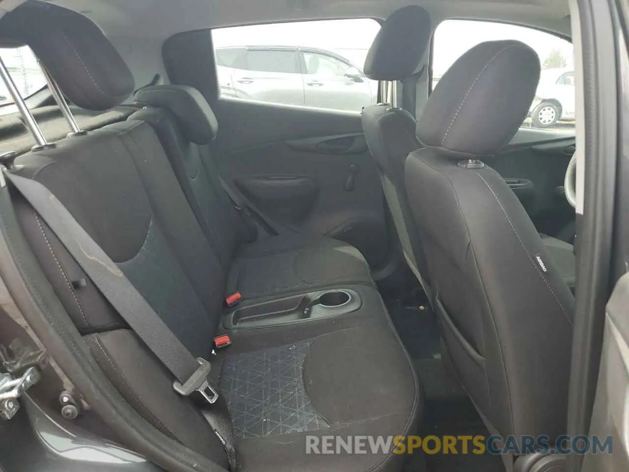 10 Photograph of a damaged car KL8CB6SA8NC036985 CHEVROLET SPARK 2022