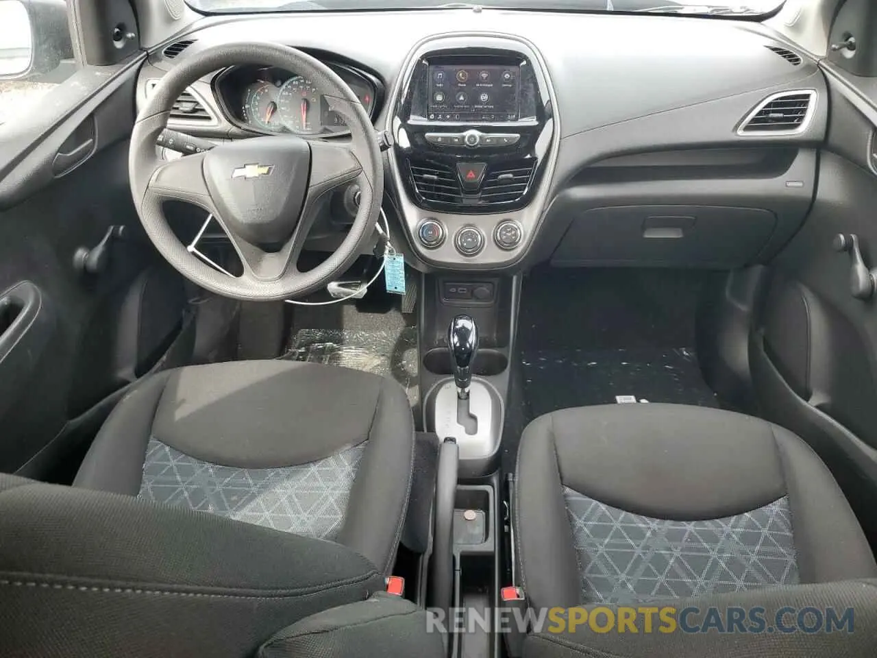 8 Photograph of a damaged car KL8CB6SA8NC036985 CHEVROLET SPARK 2022
