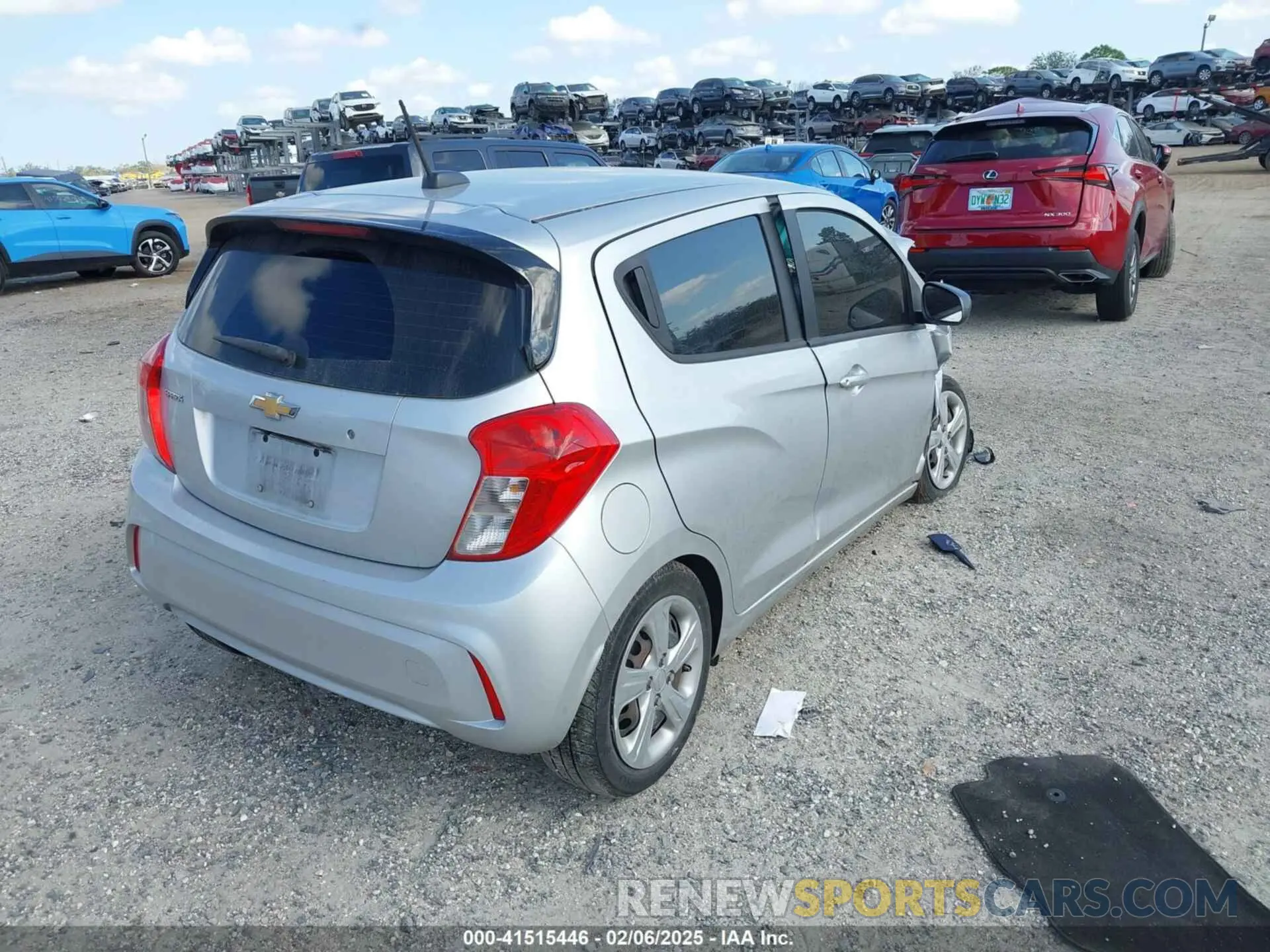 4 Photograph of a damaged car KL8CB6SA9NC023016 CHEVROLET SPARK 2022