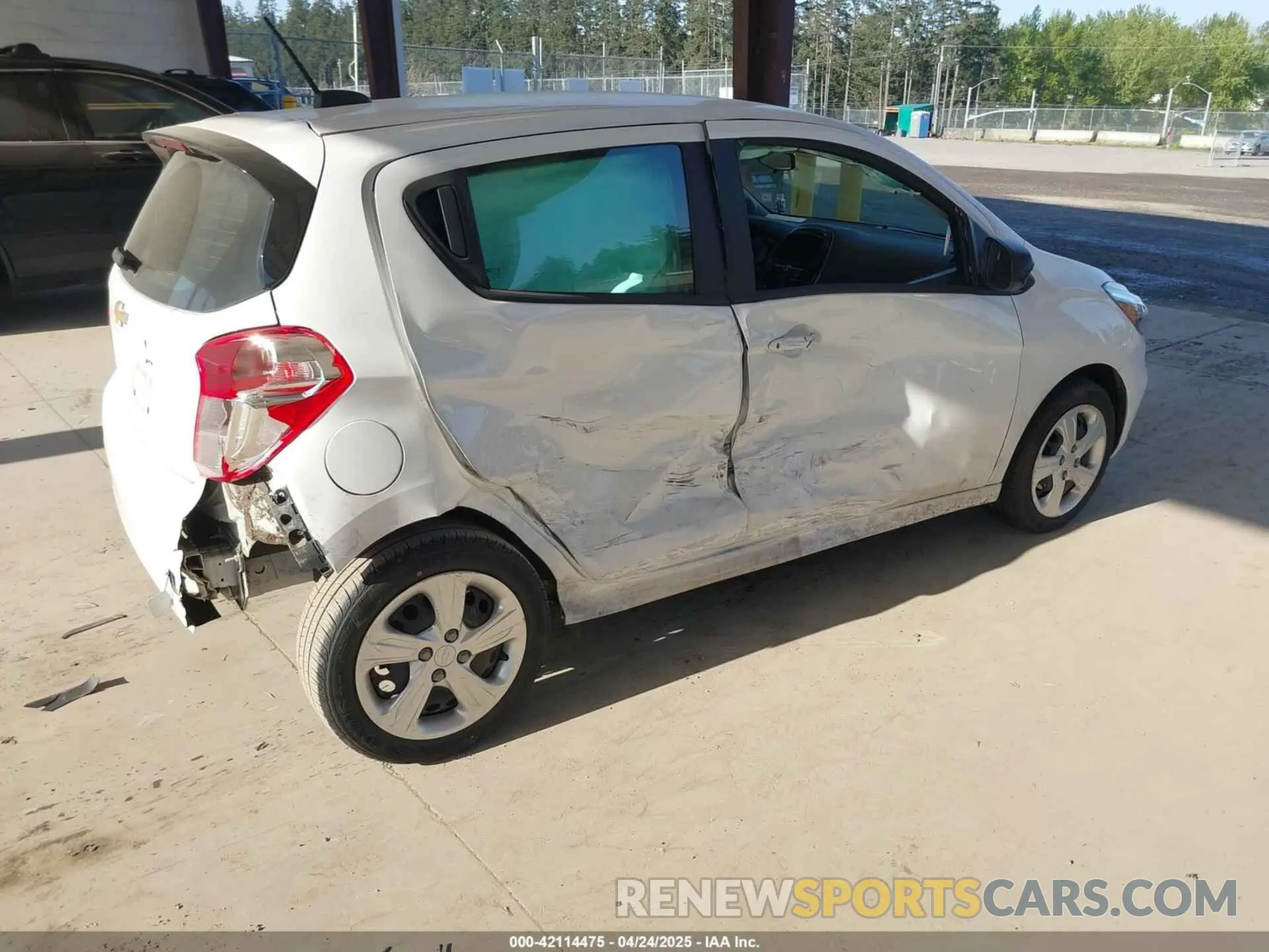 4 Photograph of a damaged car KL8CB6SAXNC035899 CHEVROLET SPARK 2022