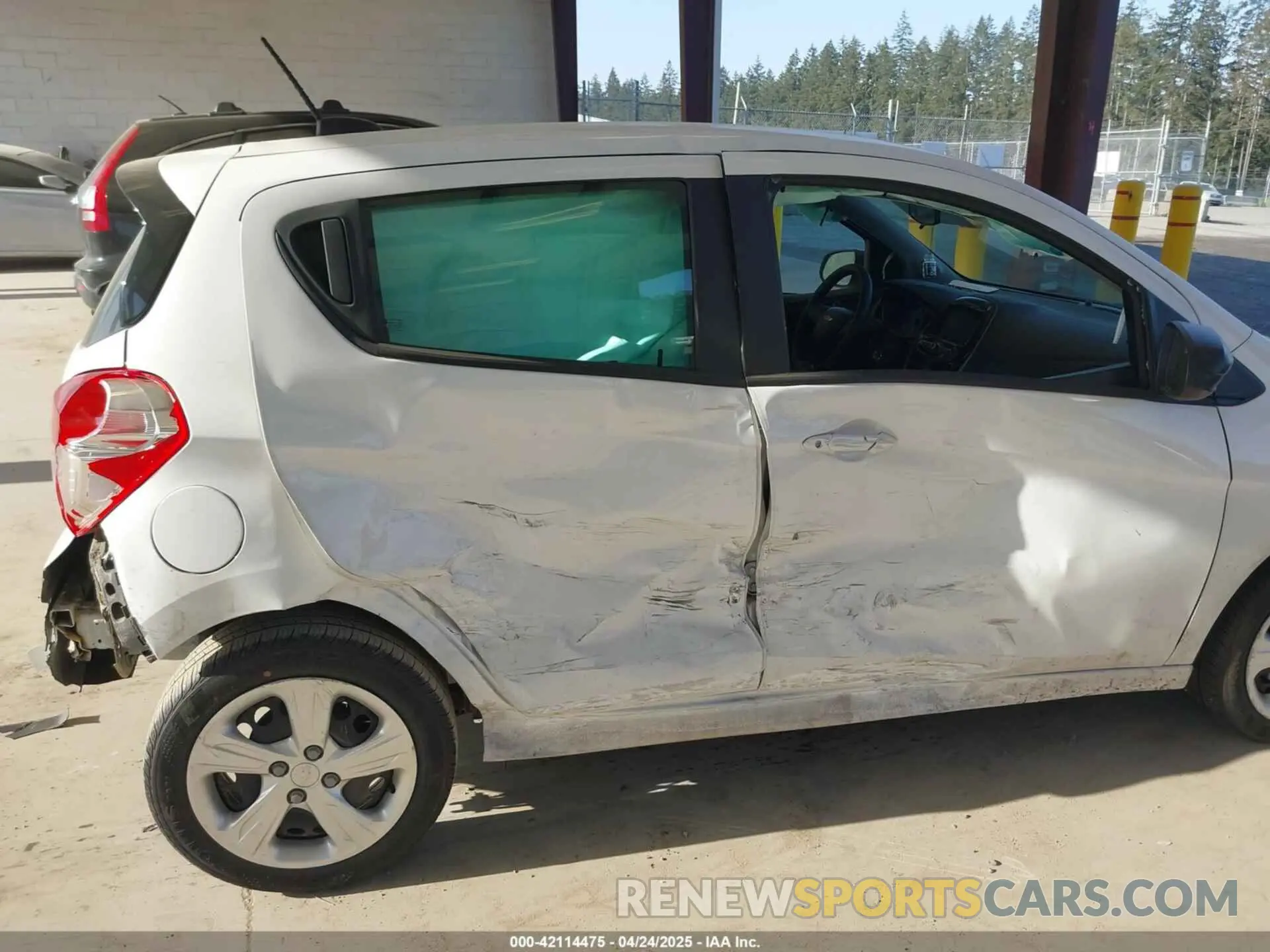 6 Photograph of a damaged car KL8CB6SAXNC035899 CHEVROLET SPARK 2022
