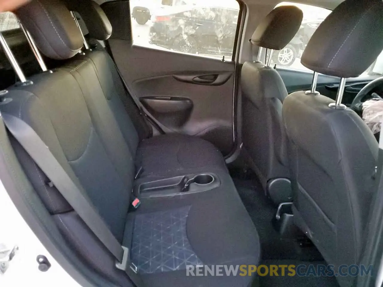 10 Photograph of a damaged car KL8CD6SA1NC005667 CHEVROLET SPARK 2022