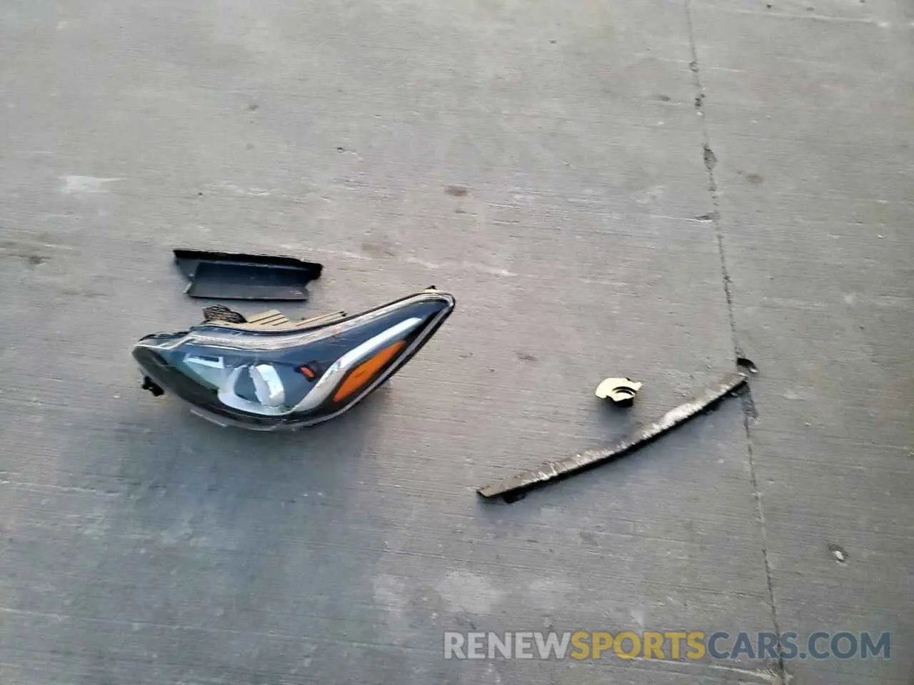 12 Photograph of a damaged car KL8CD6SA1NC005667 CHEVROLET SPARK 2022