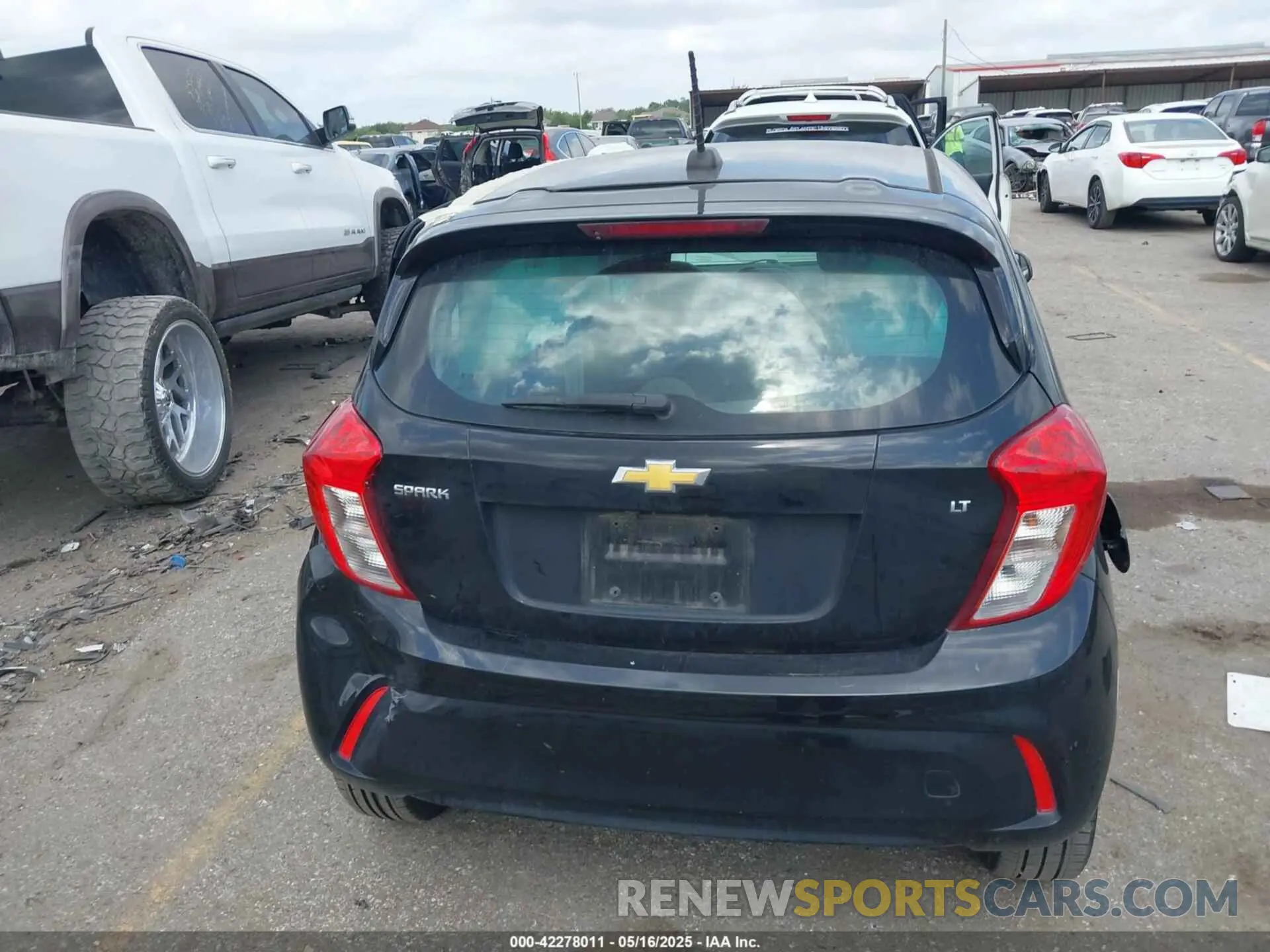 15 Photograph of a damaged car KL8CD6SA1NC018760 CHEVROLET SPARK 2022