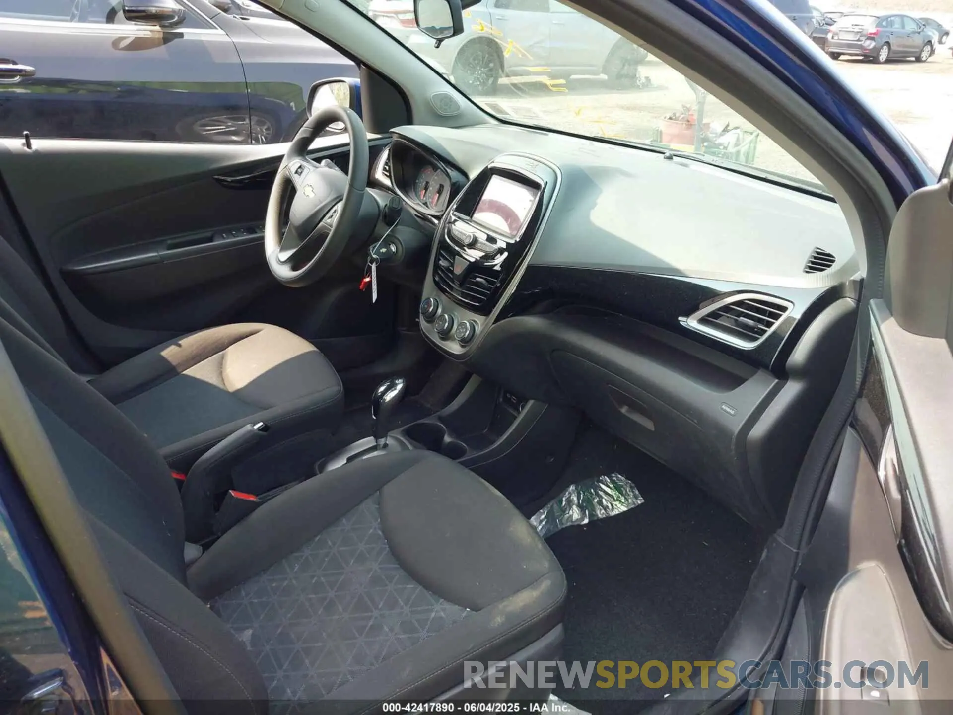 5 Photograph of a damaged car KL8CD6SA7NC013966 CHEVROLET SPARK 2022