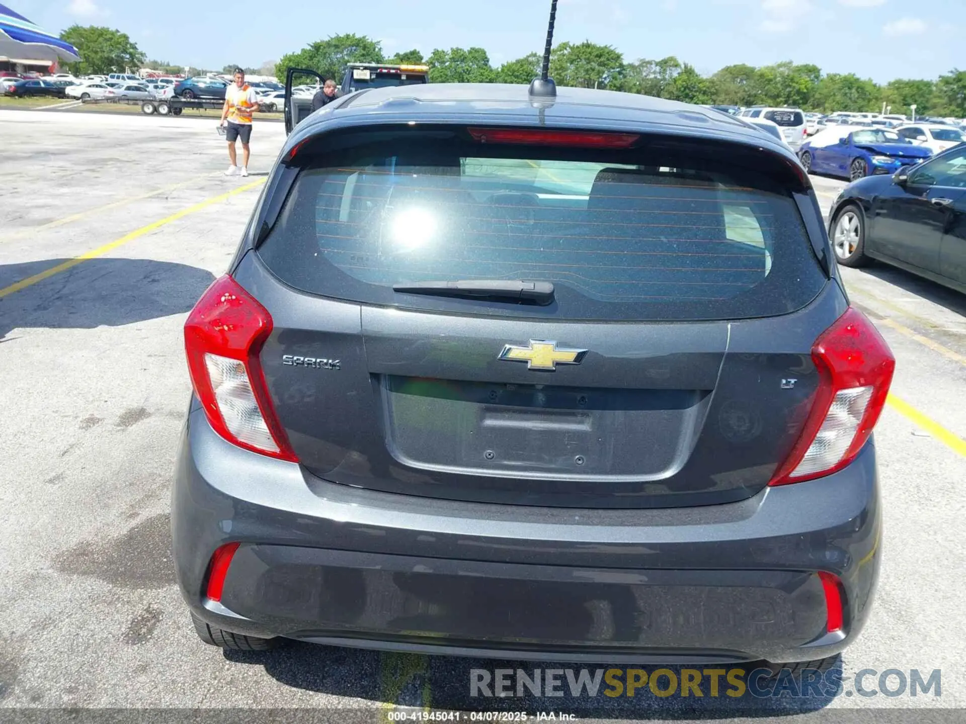 16 Photograph of a damaged car KL8CD6SAXNC010835 CHEVROLET SPARK 2022