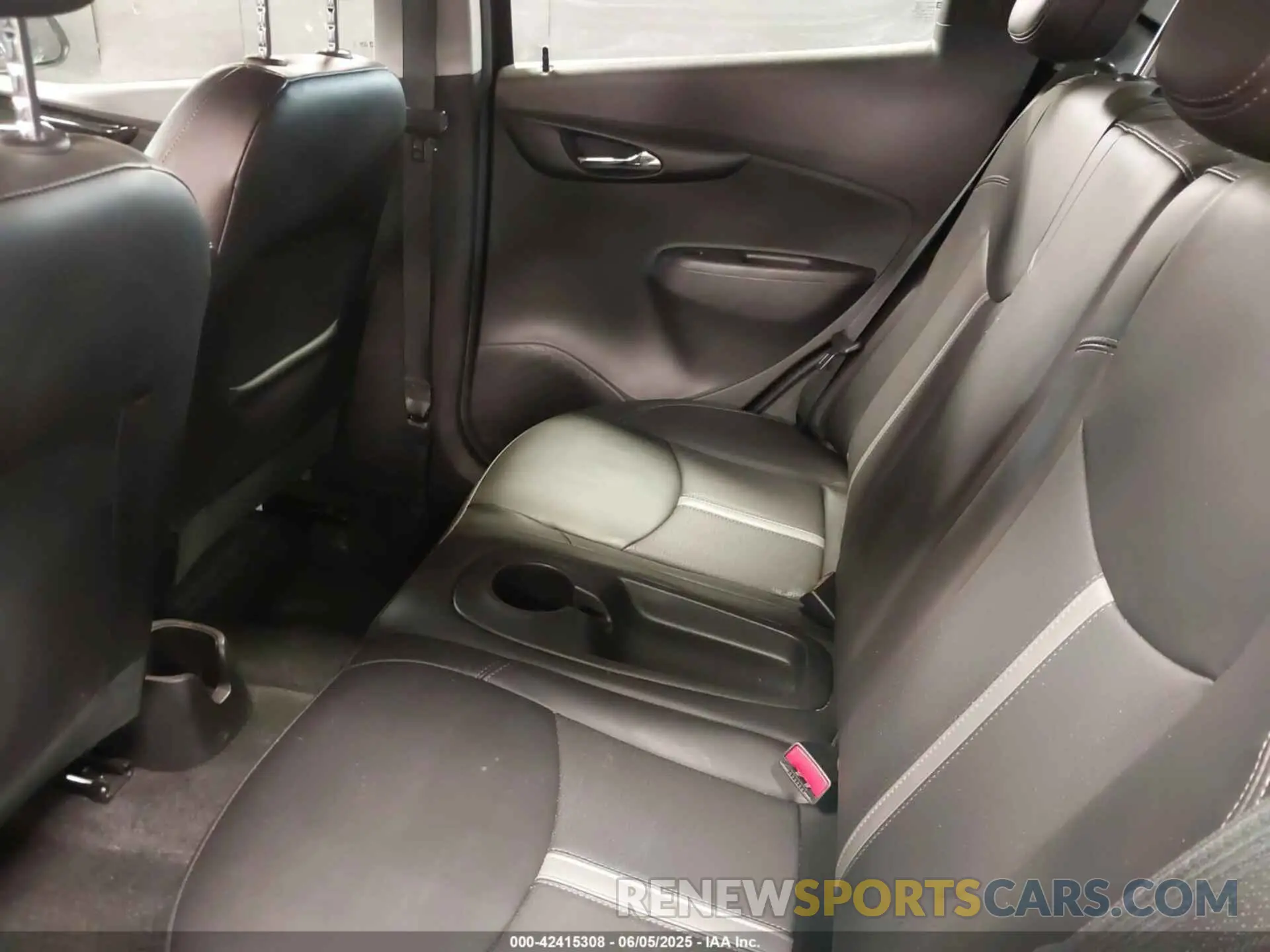 8 Photograph of a damaged car KL8CF6SA7NC024525 CHEVROLET SPARK 2022