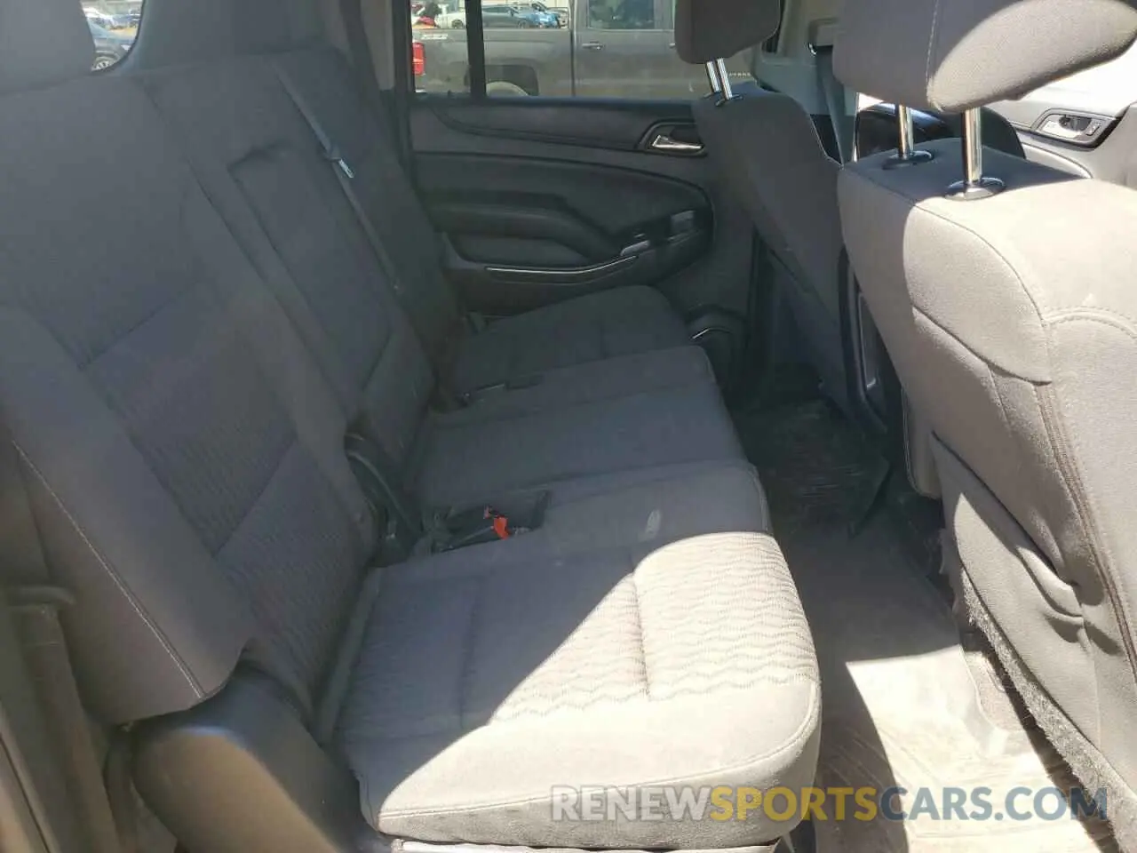 12 Photograph of a damaged car 1GNSCGECXKR208615 CHEVROLET SUBURBAN 2019