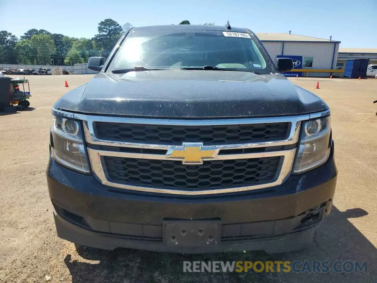 5 Photograph of a damaged car 1GNSCGECXKR208615 CHEVROLET SUBURBAN 2019