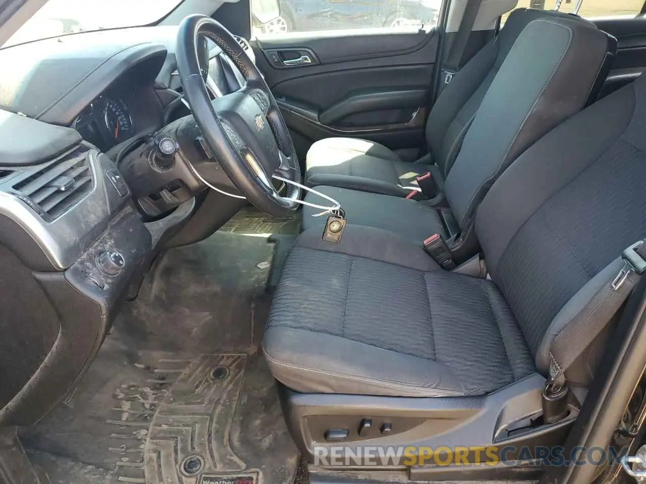 7 Photograph of a damaged car 1GNSCGECXKR208615 CHEVROLET SUBURBAN 2019