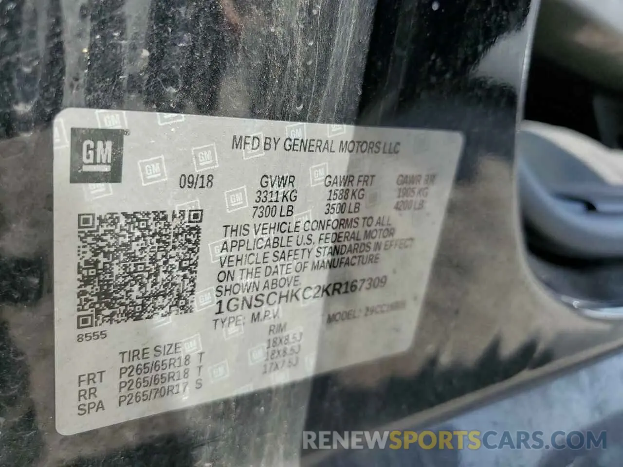 13 Photograph of a damaged car 1GNSCHKC2KR167309 CHEVROLET SUBURBAN 2019