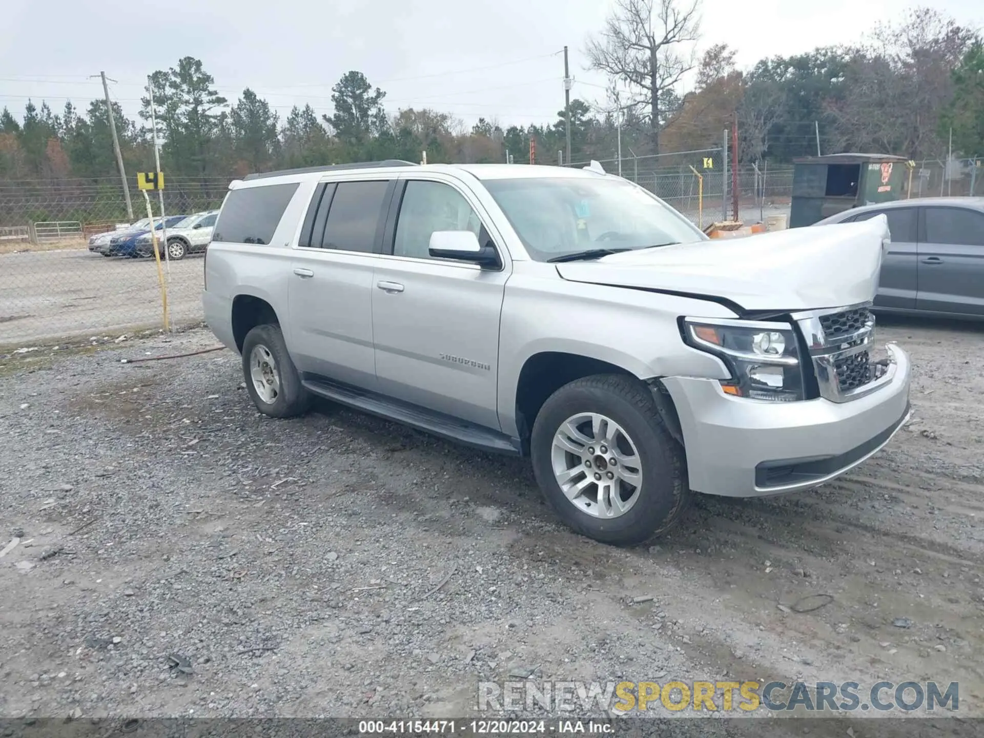 1 Photograph of a damaged car 1GNSCHKC2KR353108 CHEVROLET SUBURBAN 2019
