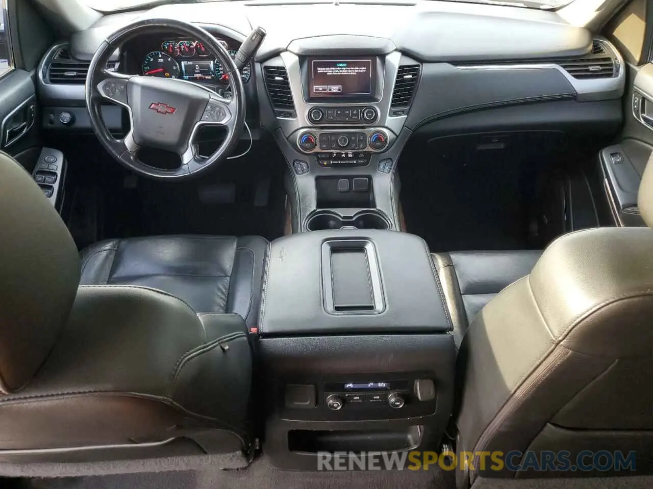 8 Photograph of a damaged car 1GNSCHKC3KR128244 CHEVROLET SUBURBAN 2019