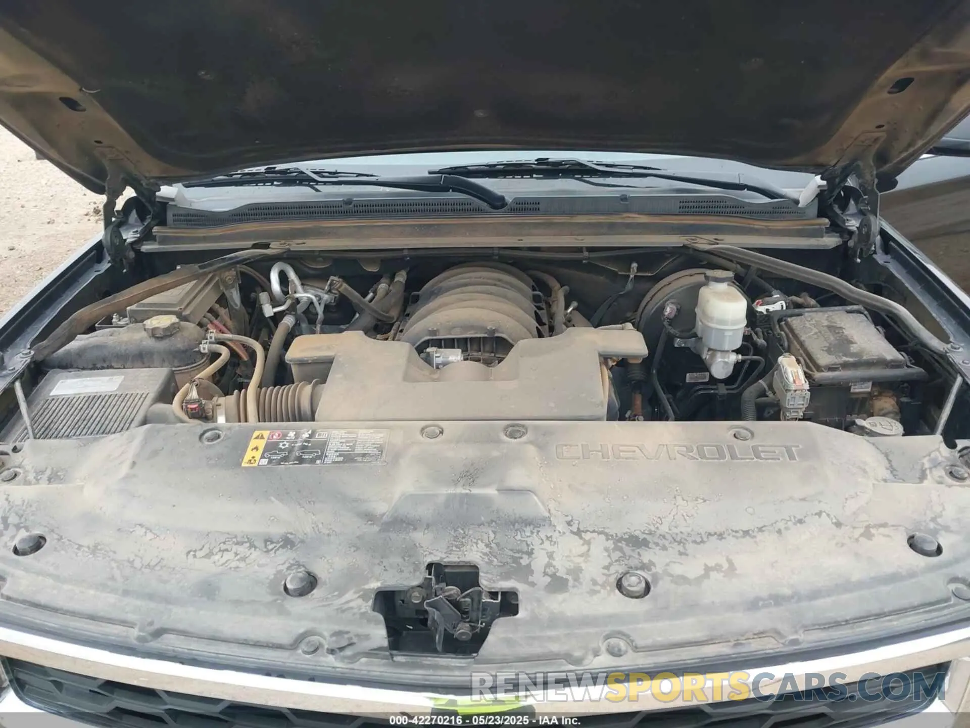 10 Photograph of a damaged car 1GNSCHKC4KR193880 CHEVROLET SUBURBAN 2019