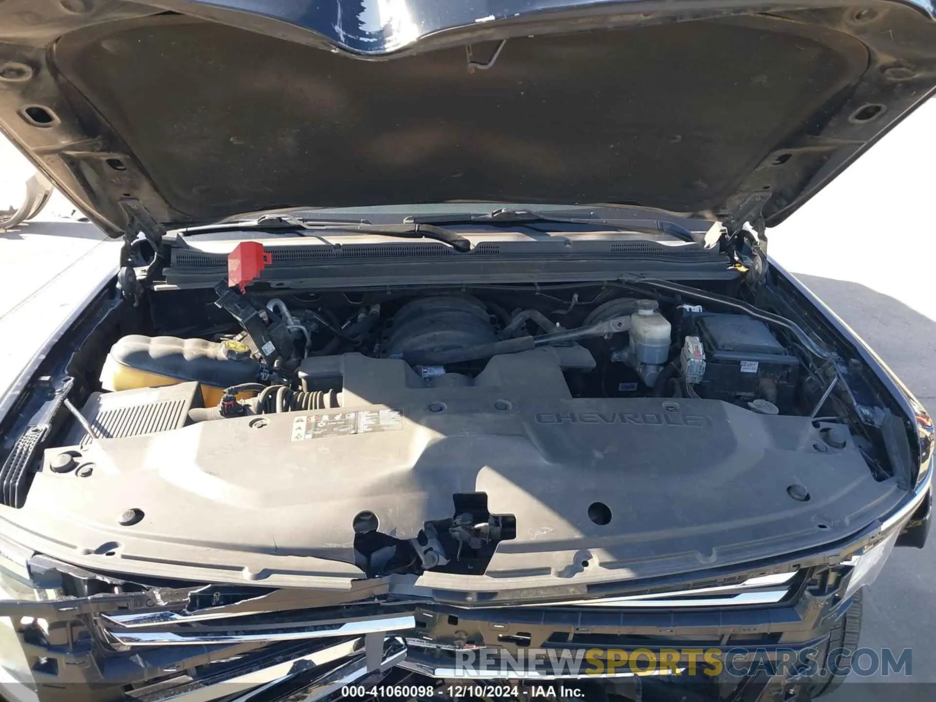 10 Photograph of a damaged car 1GNSCHKC5KR192740 CHEVROLET SUBURBAN 2019