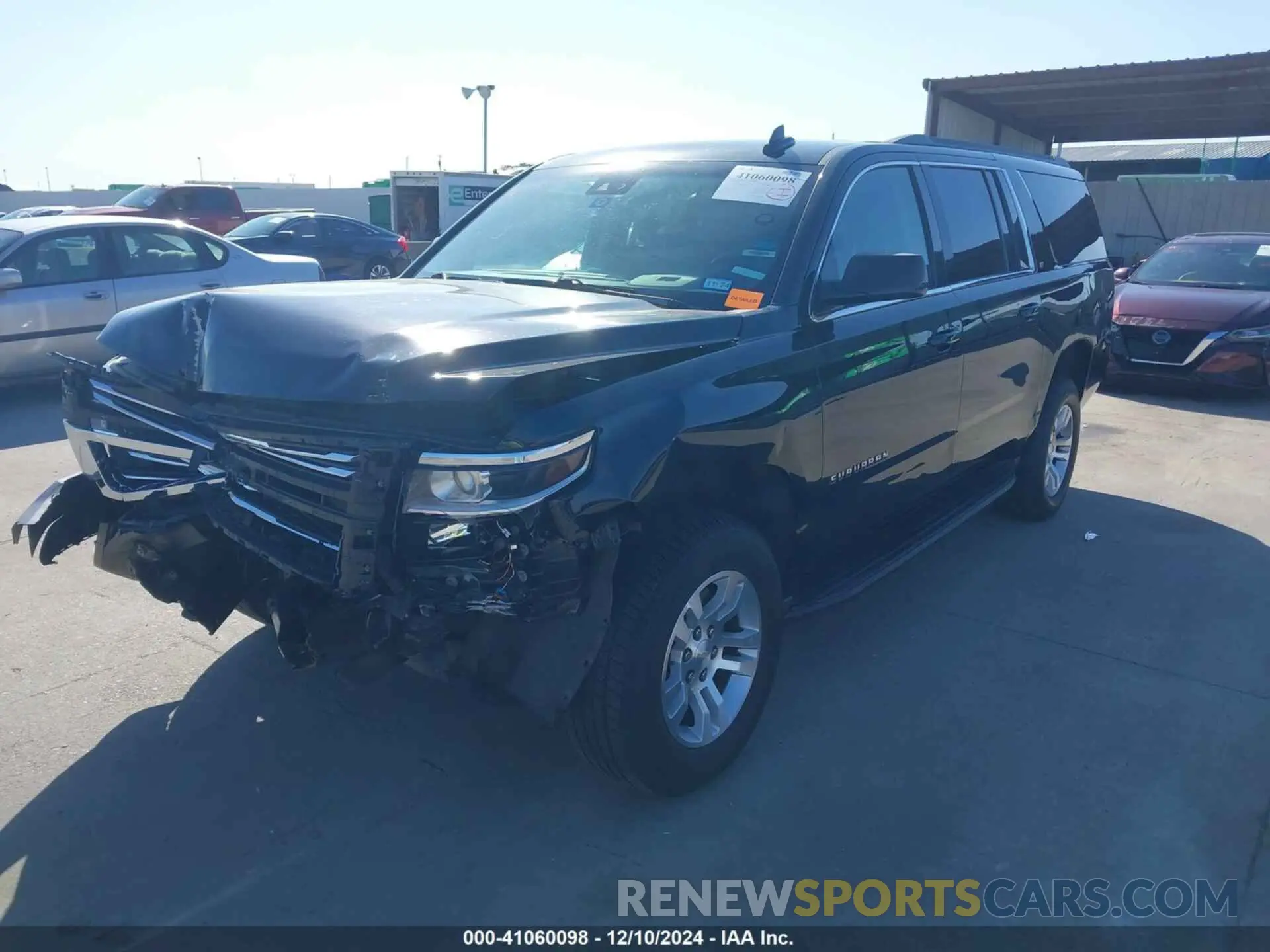 2 Photograph of a damaged car 1GNSCHKC5KR192740 CHEVROLET SUBURBAN 2019