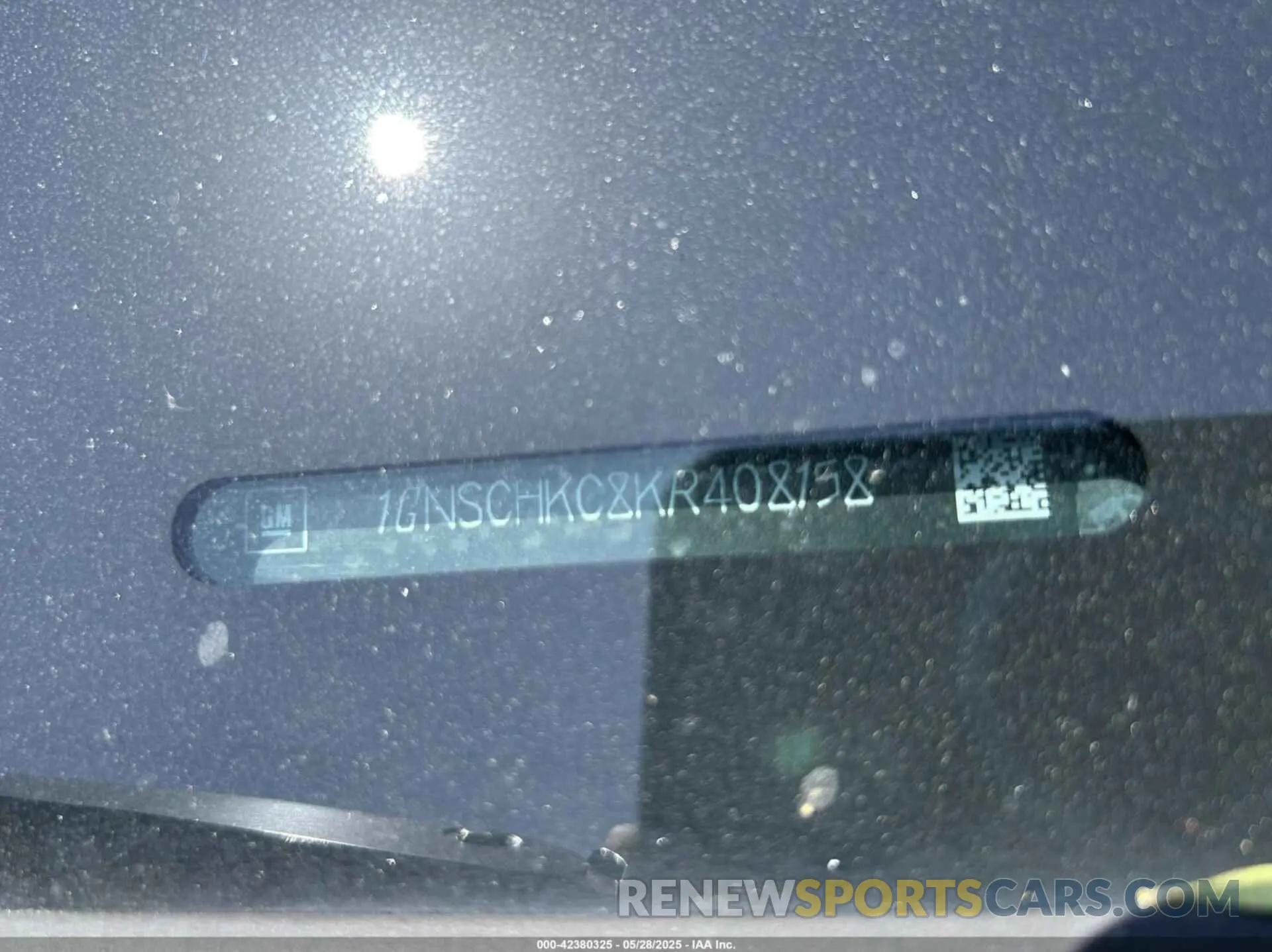 9 Photograph of a damaged car 1GNSCHKC8KR408158 CHEVROLET SUBURBAN 2019